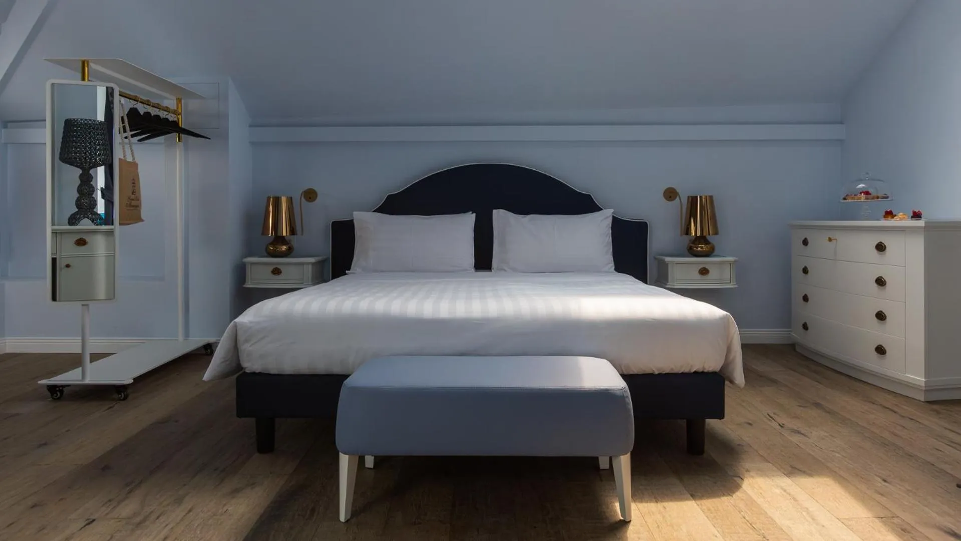 Bed in Grand Hotel Menaggio