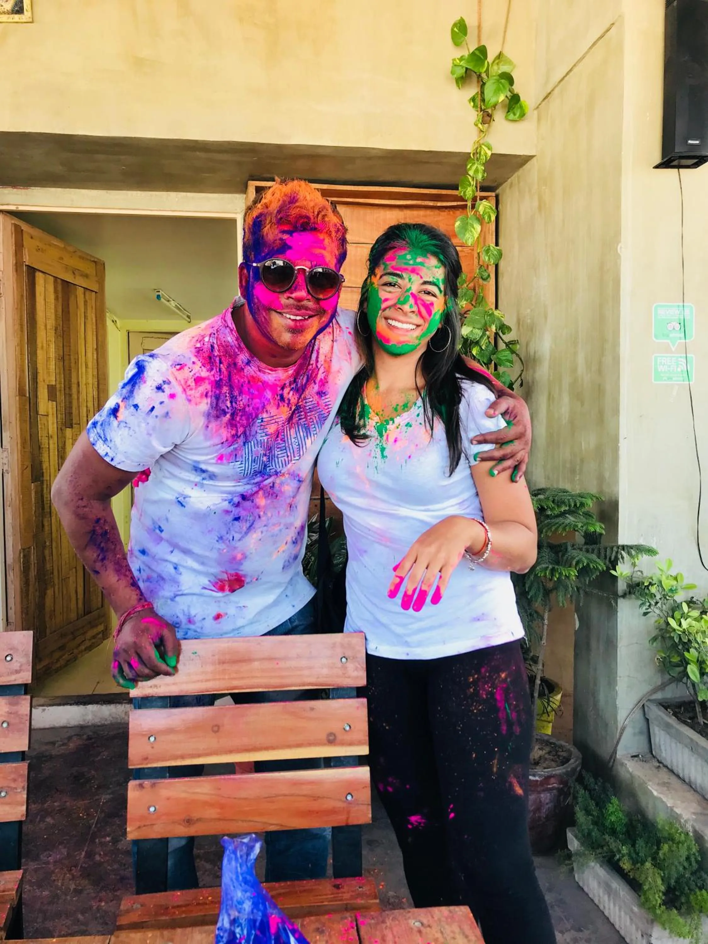 Restaurant/places to eat in Hotel Classic Inn Near Jaipur Railway Station