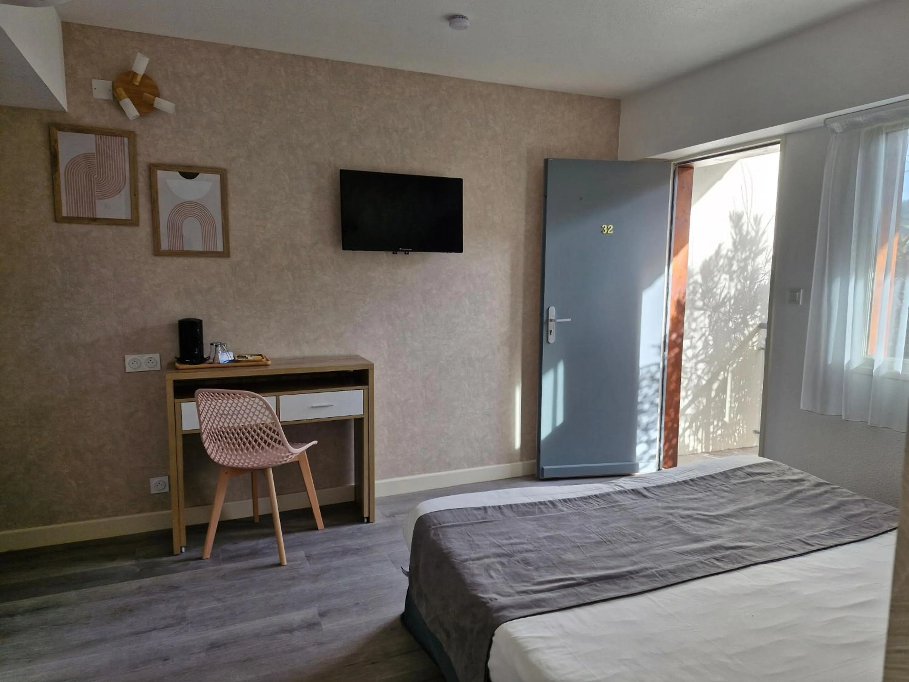 Bed in Hotel Le Vanséen