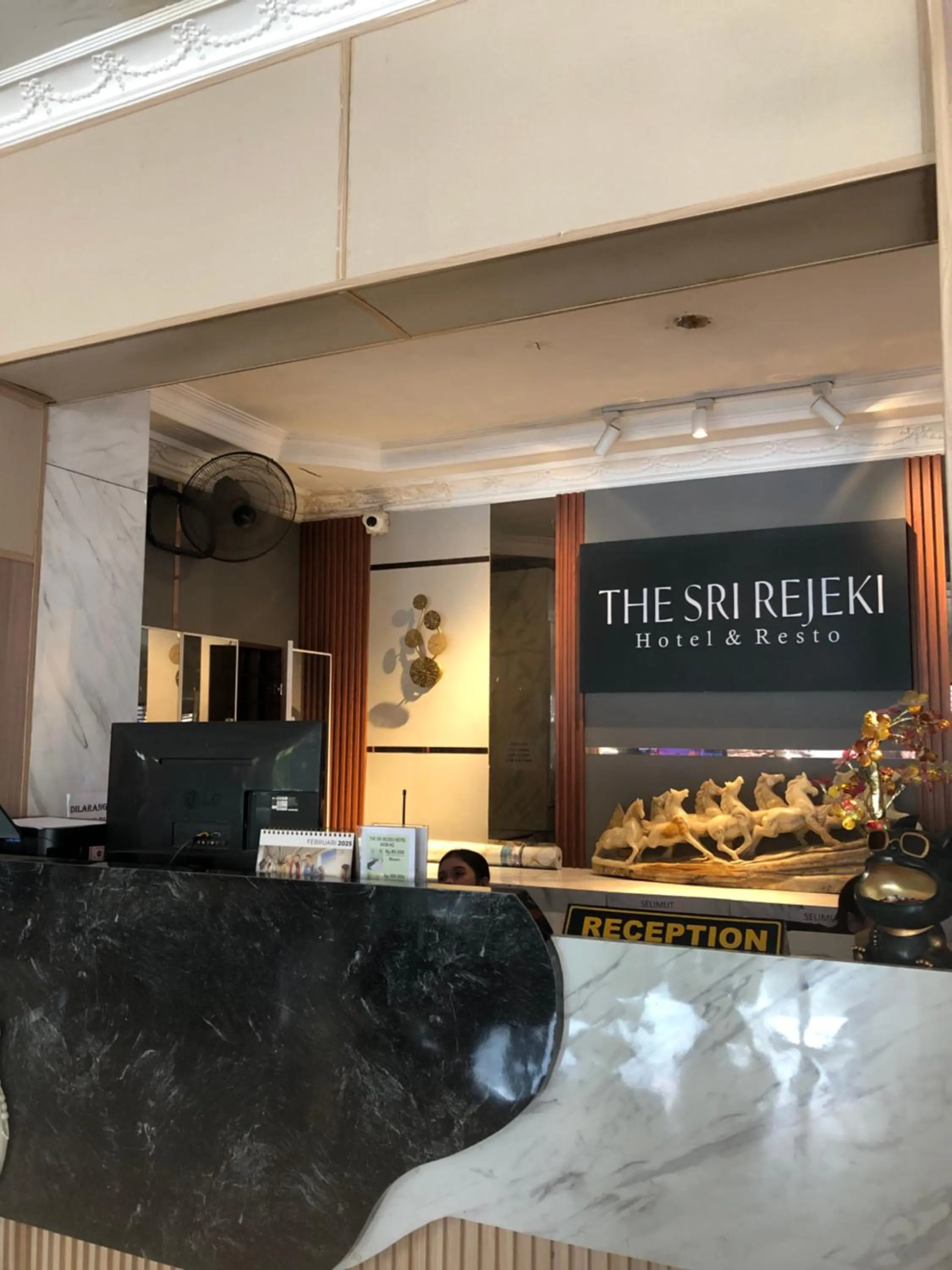 Hotel The Sri Rejeki