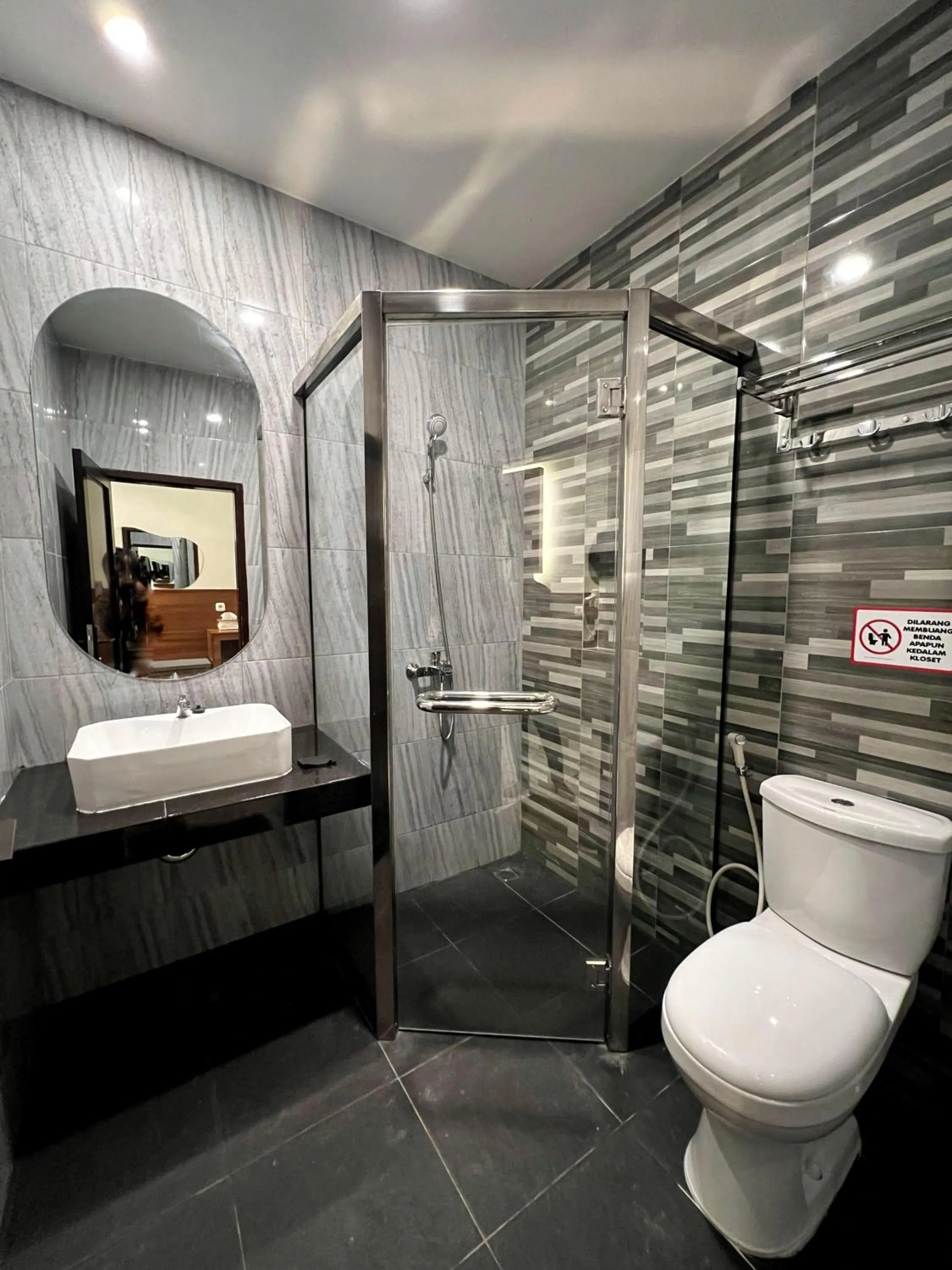 Hotel The Sri Rejeki