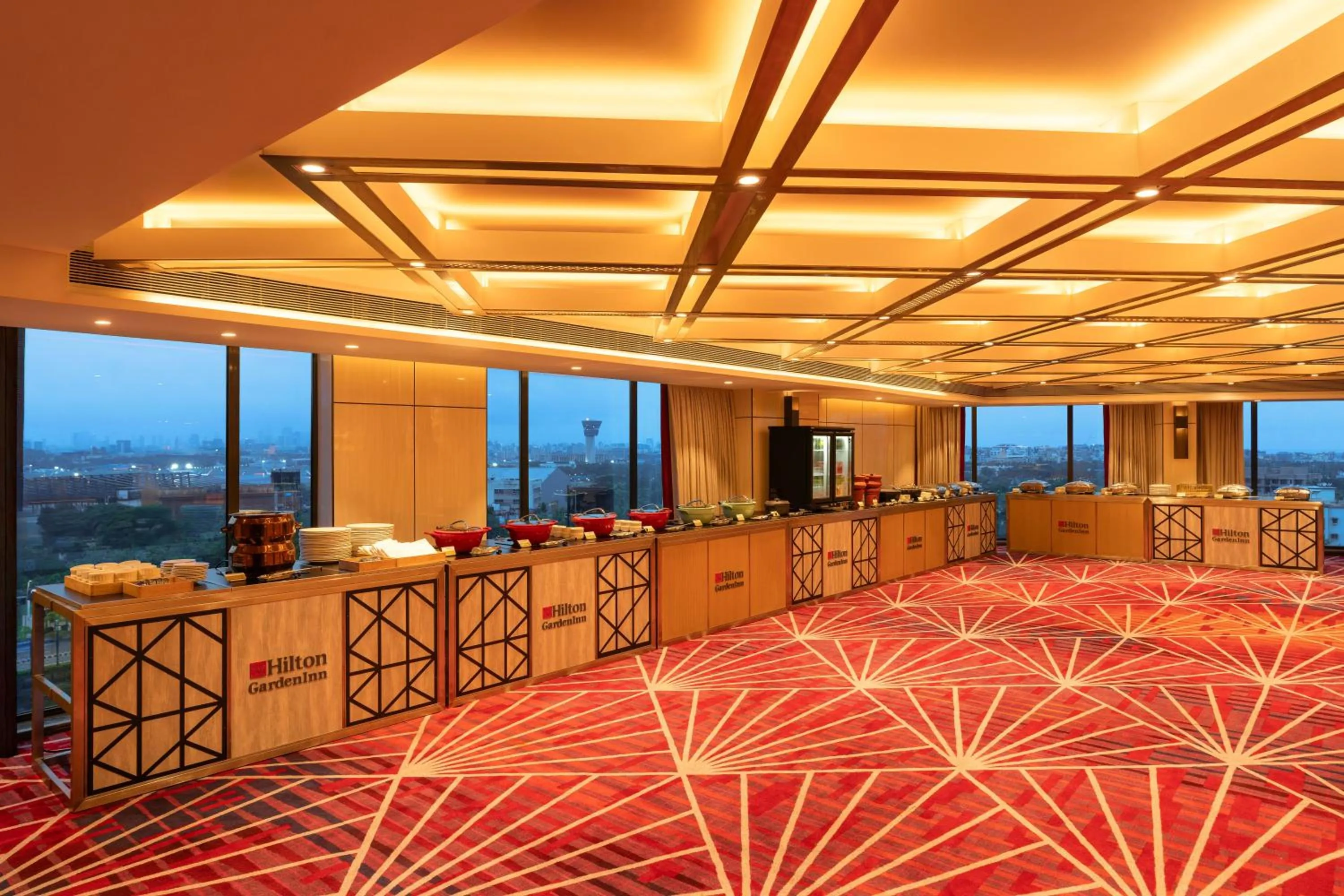 Restaurant/places to eat in Hilton Garden Inn Mumbai International Airport