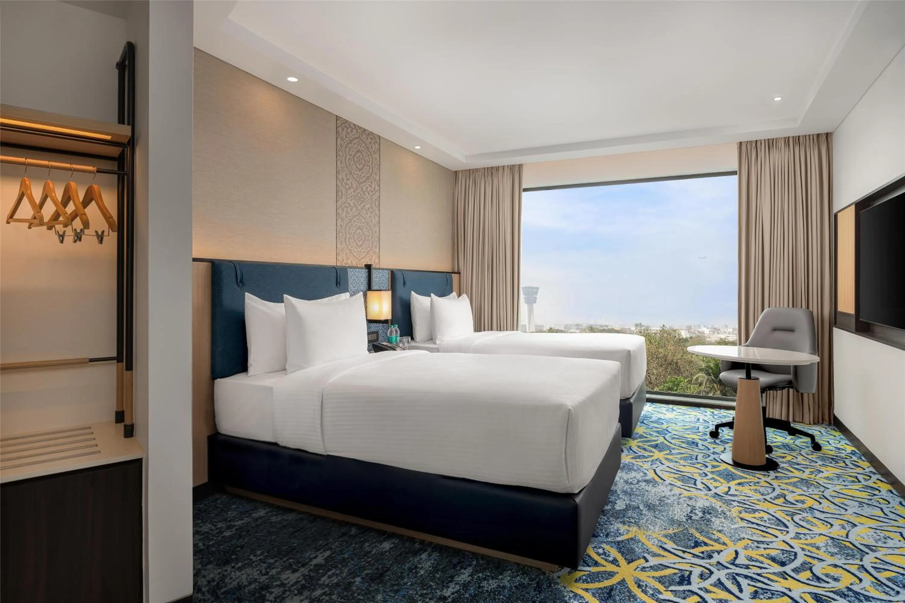 Bed in Hilton Garden Inn Mumbai International Airport