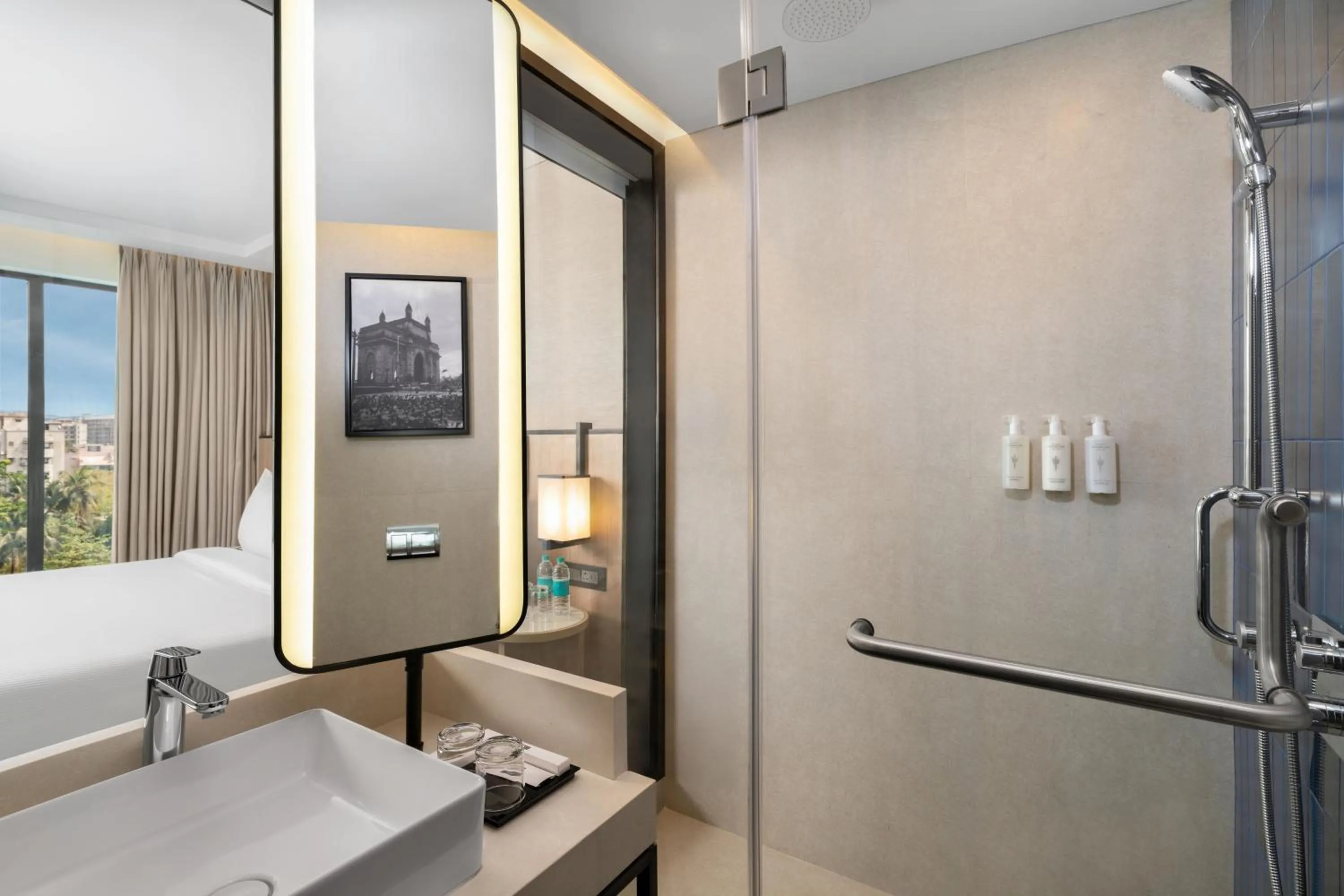 Bathroom in Hilton Garden Inn Mumbai International Airport