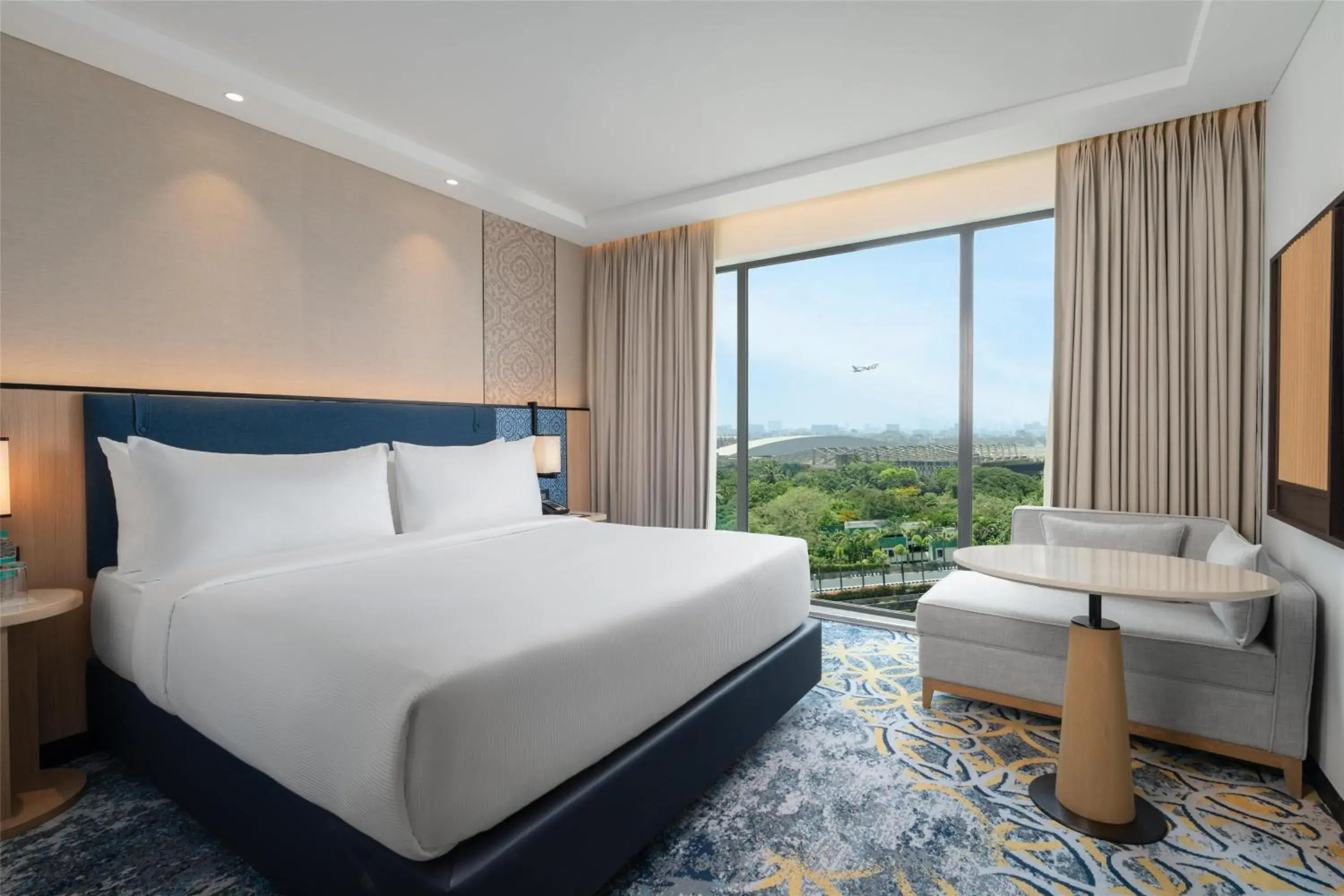 King Guest Room with Runway View in Hilton Garden Inn Mumbai International Airport King Guest Room with Runway View in Hilton Garden Inn Mumbai International Airport