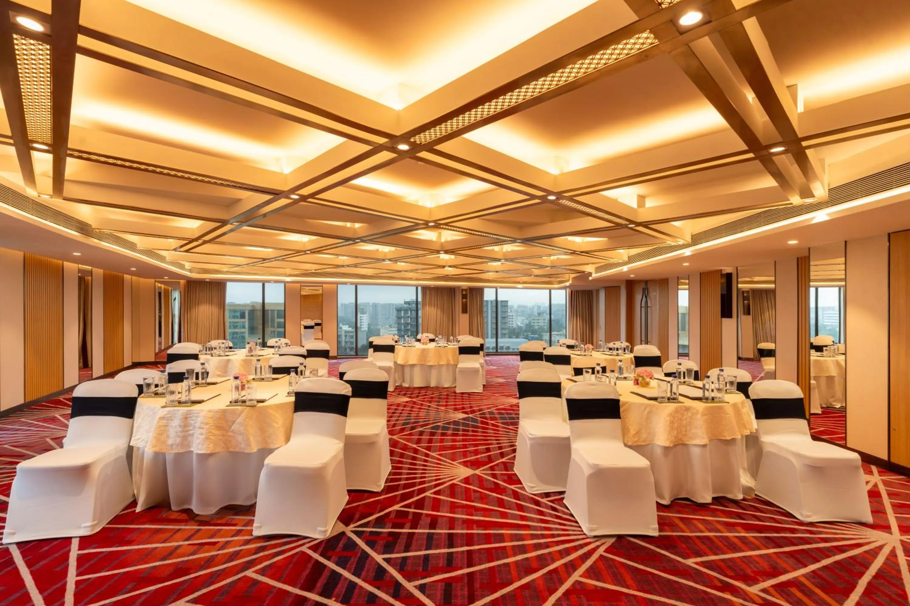 Meeting/conference room in Hilton Garden Inn Mumbai International Airport