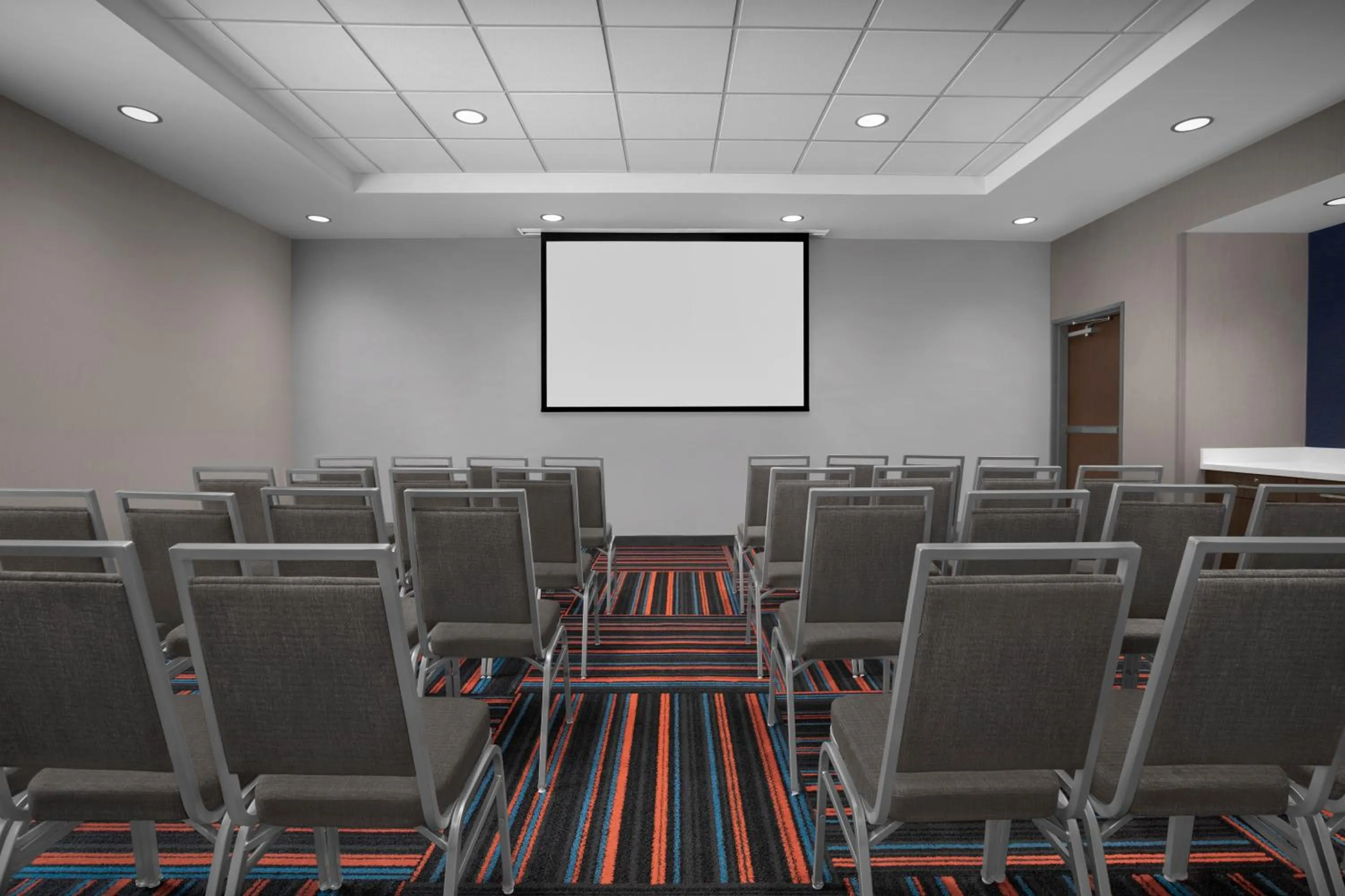 Meeting/conference room in Hampton Inn & Suites By Hilton Wheat Ridge Denver West