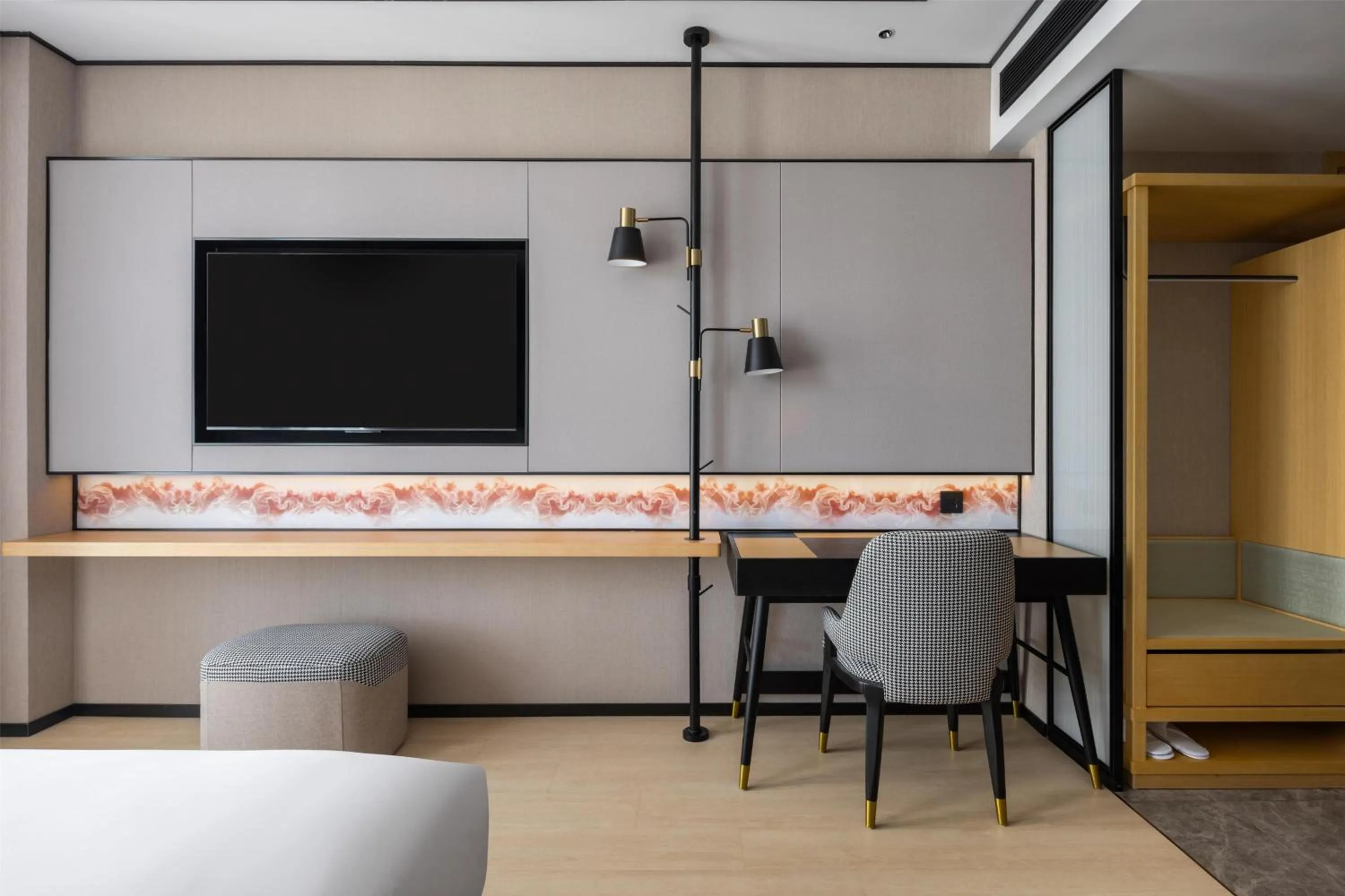 Bedroom, Bed in Hilton Garden Inn Huai'An Huaiyin