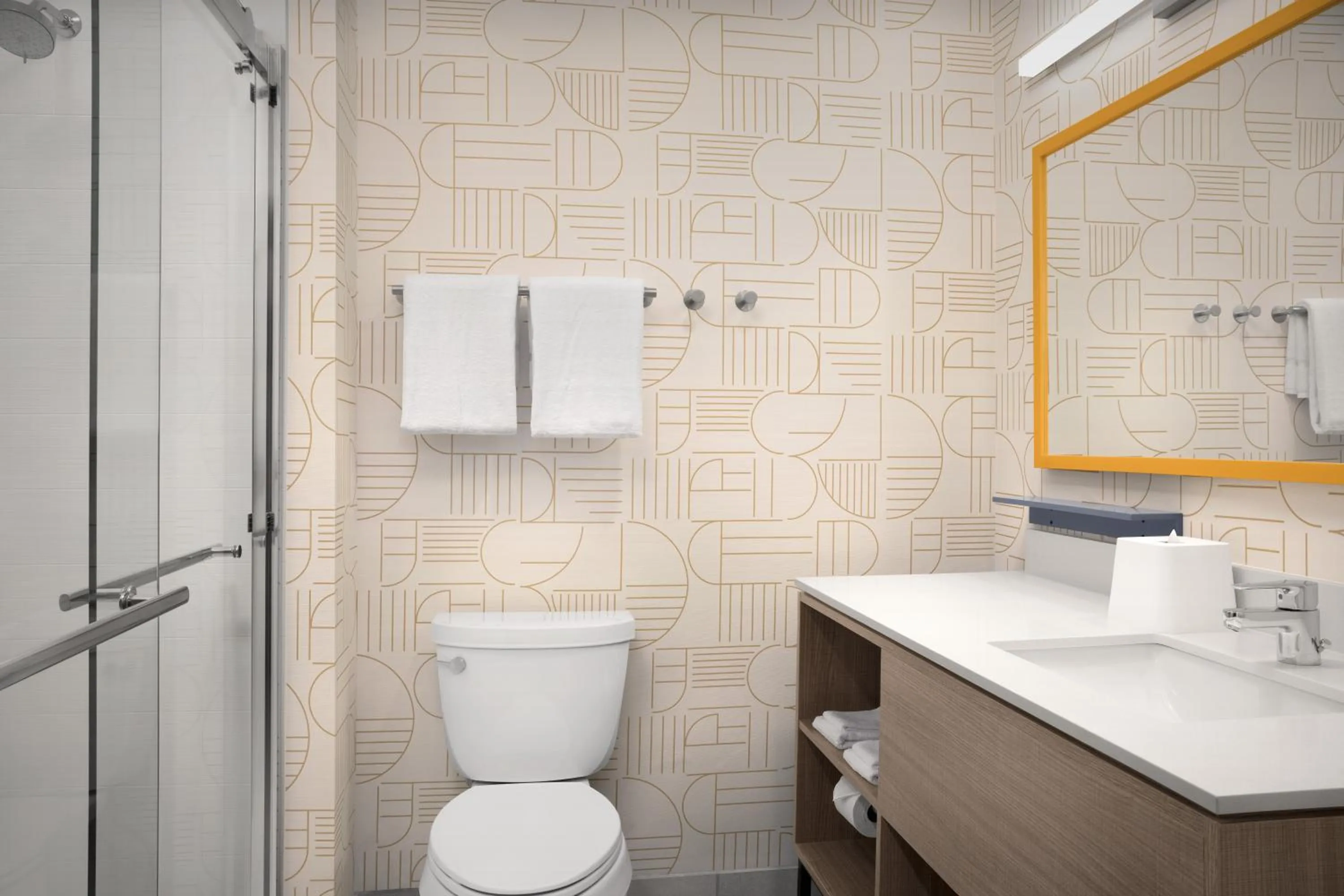 Shower in Home2 Suites By Hilton Rohnert Park Sonoma County