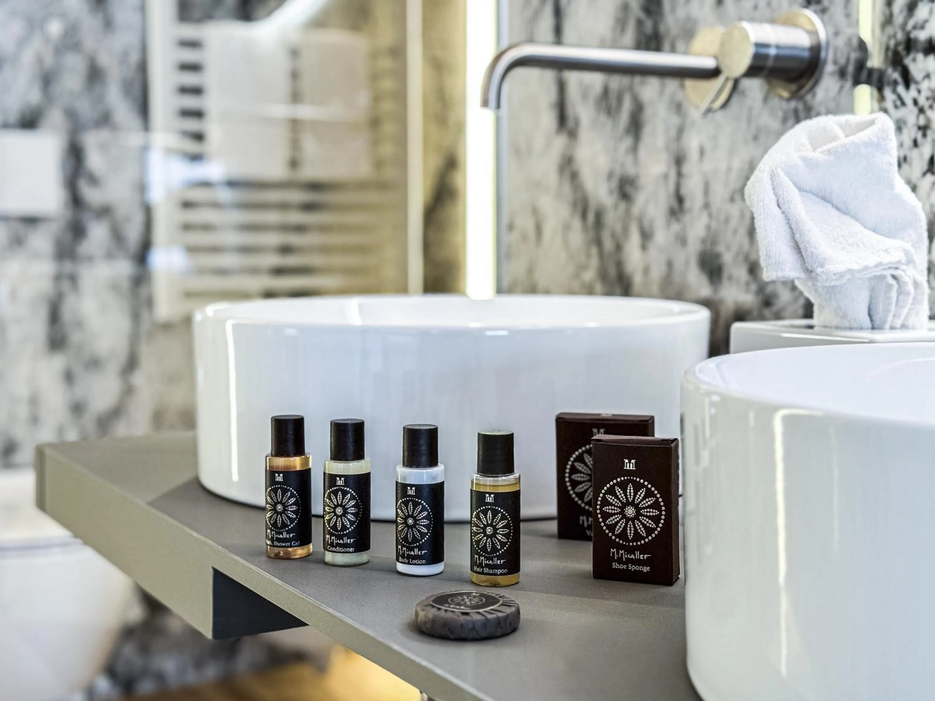 Bathroom in Villa Rêverie - Boutique Hotel