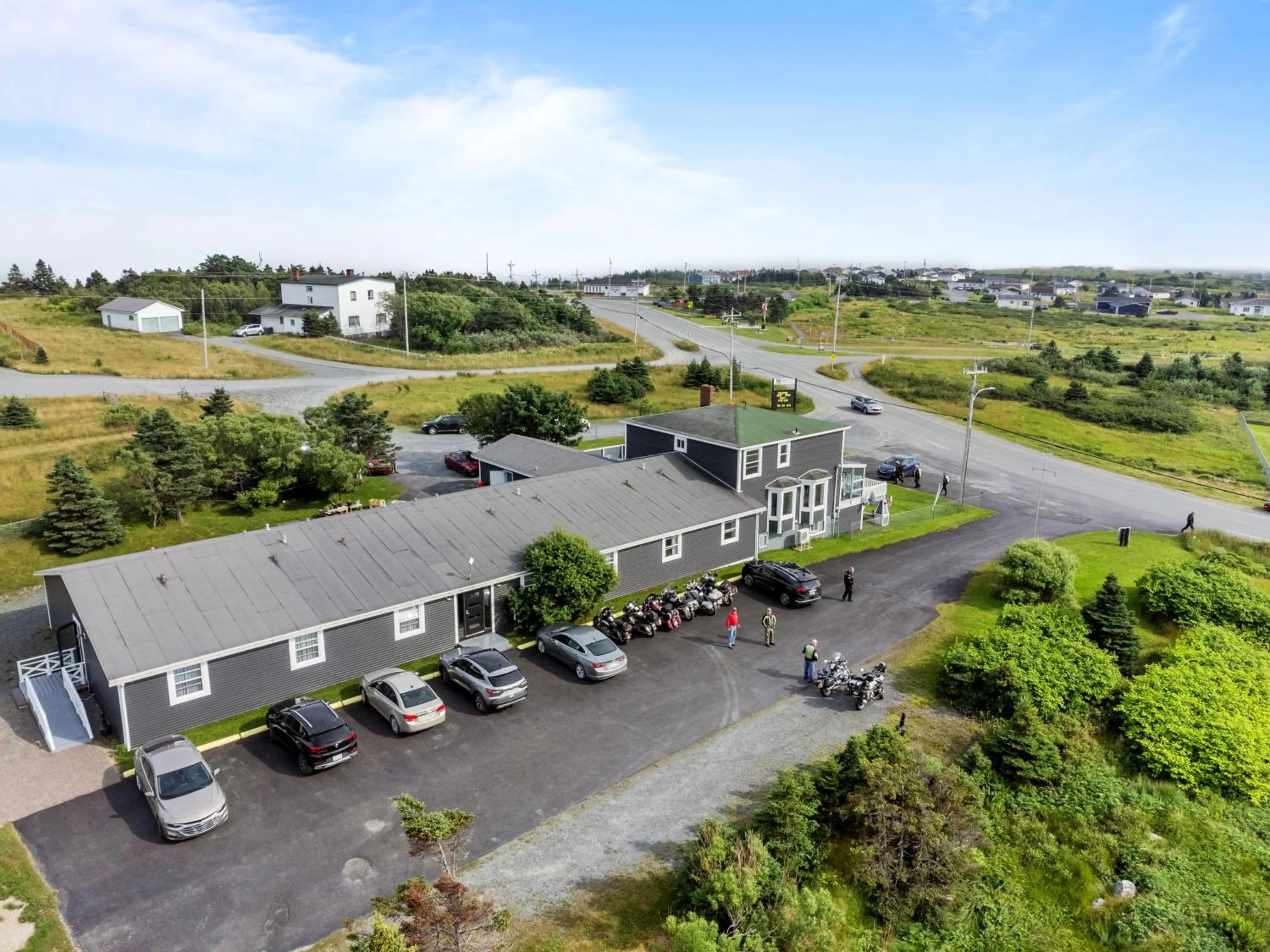 Property building in Edge of the Avalon Inn