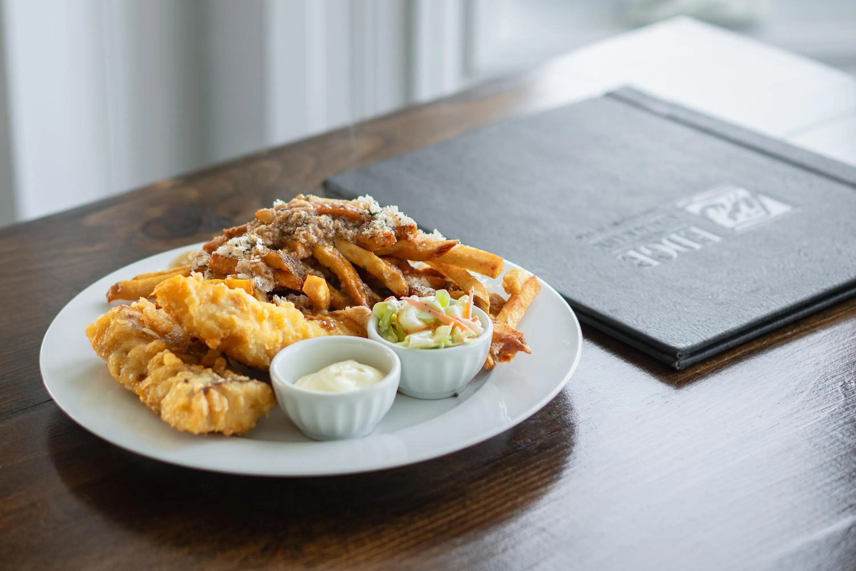 Restaurant/places to eat in Edge of the Avalon Inn