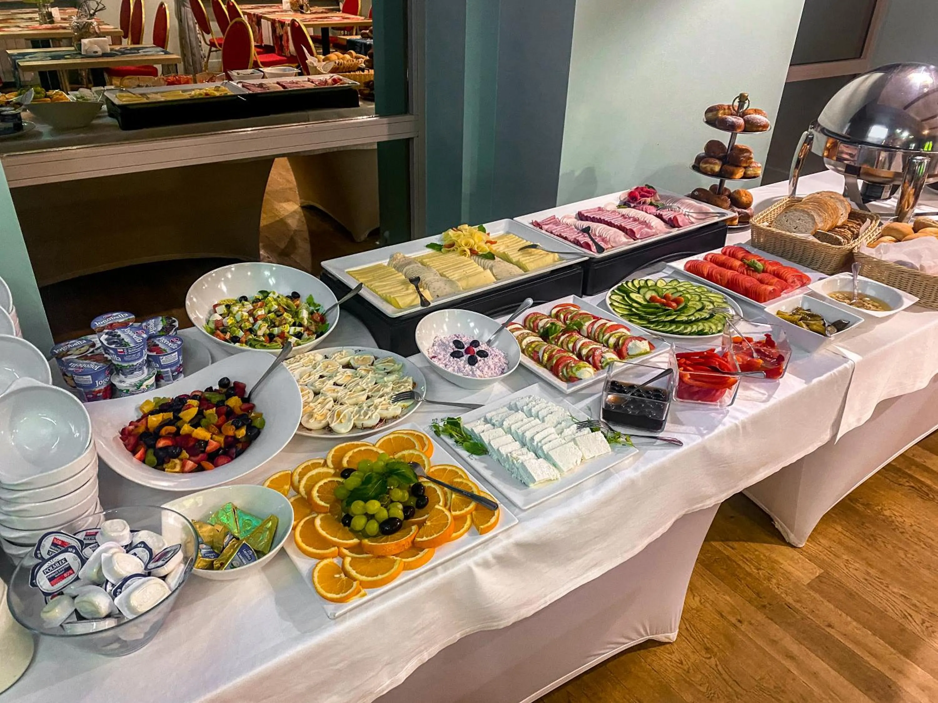 Breakfast in Hotel Echo