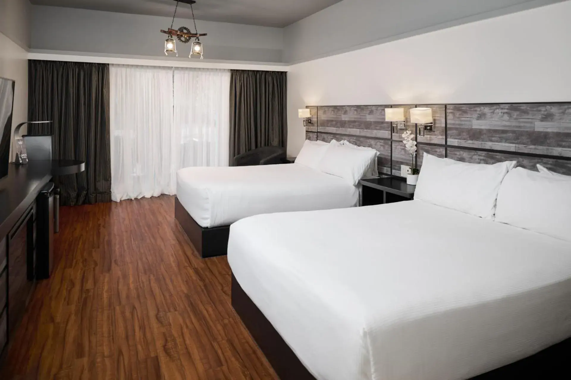 Room with Two Queen Beds - Village View in Samuels Boutique Hotel Room with Two Queen Beds - Village View in Samuels Boutique Hotel