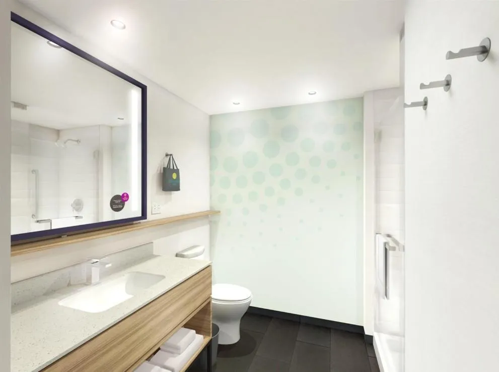 Bathroom in Tru By Hilton Huntsville Research Park Area