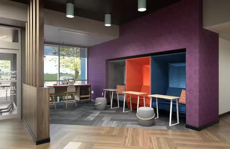 Seating area in Tru By Hilton Huntsville Research Park Area