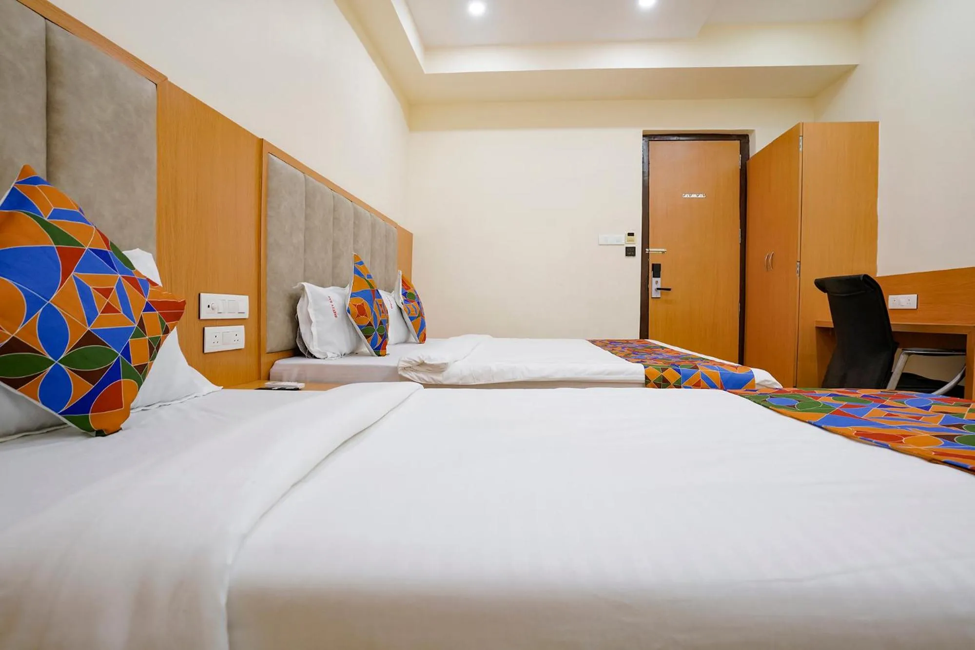 Bed in FabHotel 7 Square - Nr BKC