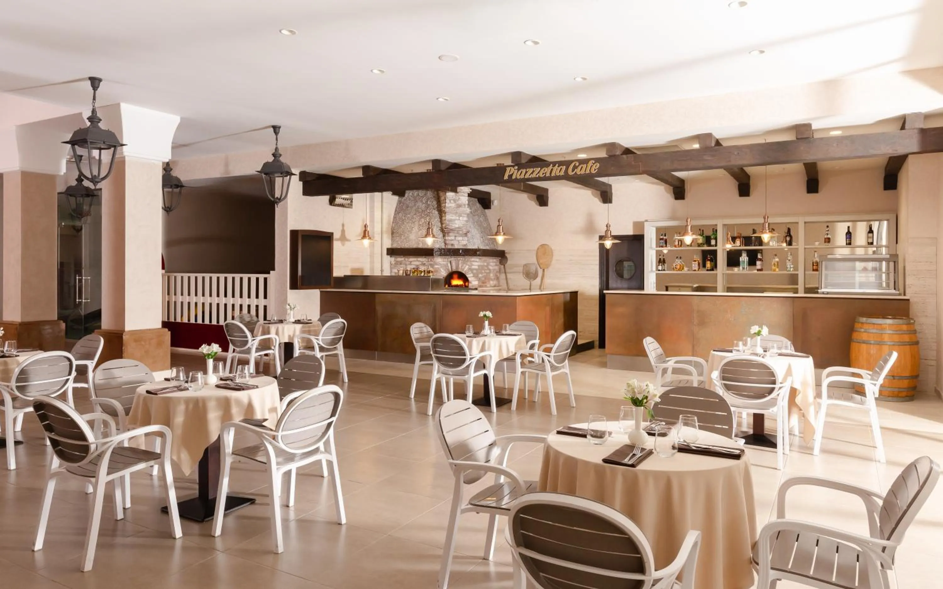 Restaurant/places to eat in Garabagh Resort & Spa Naftalan