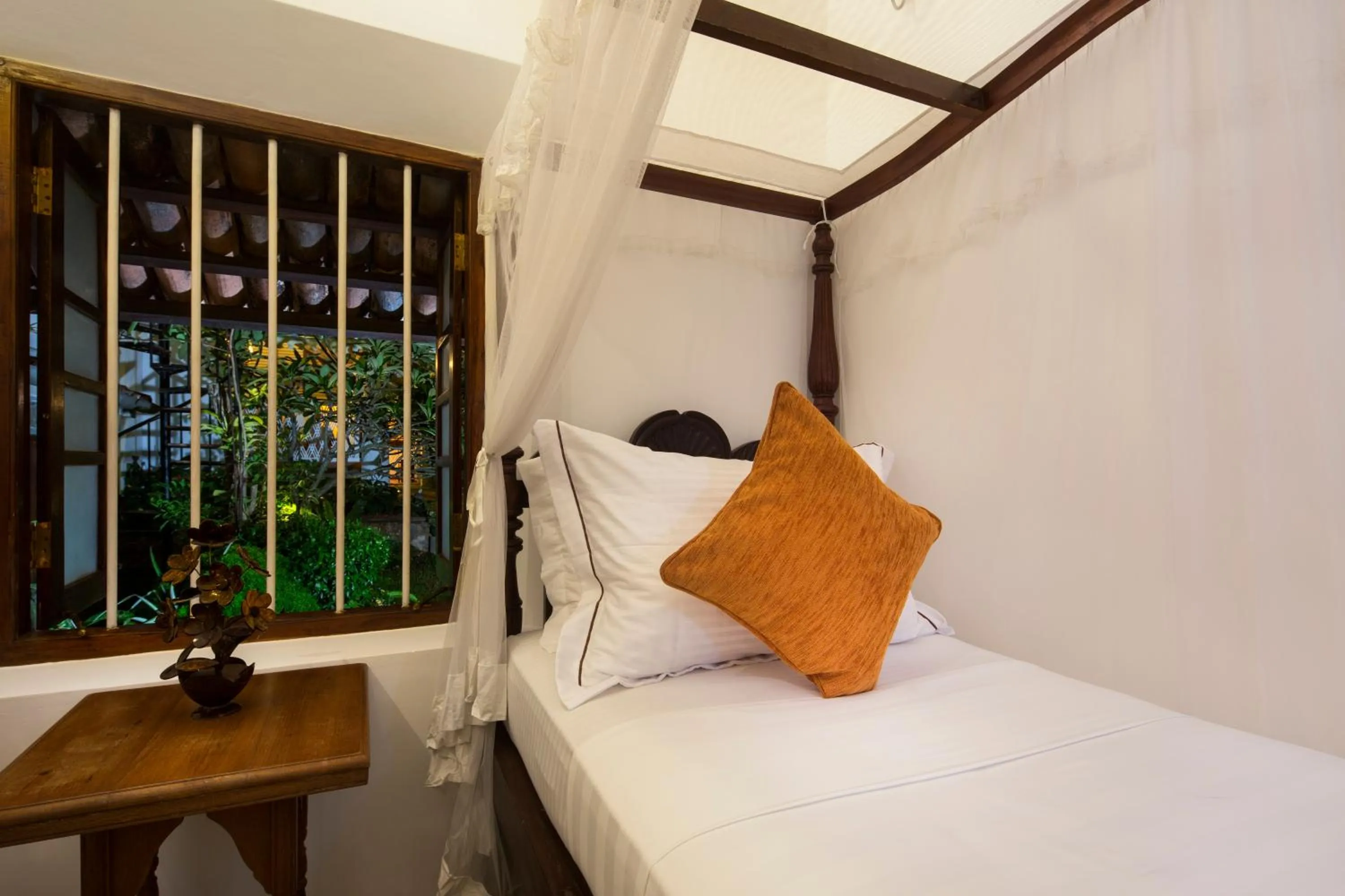 Bed in Bilin Tree House