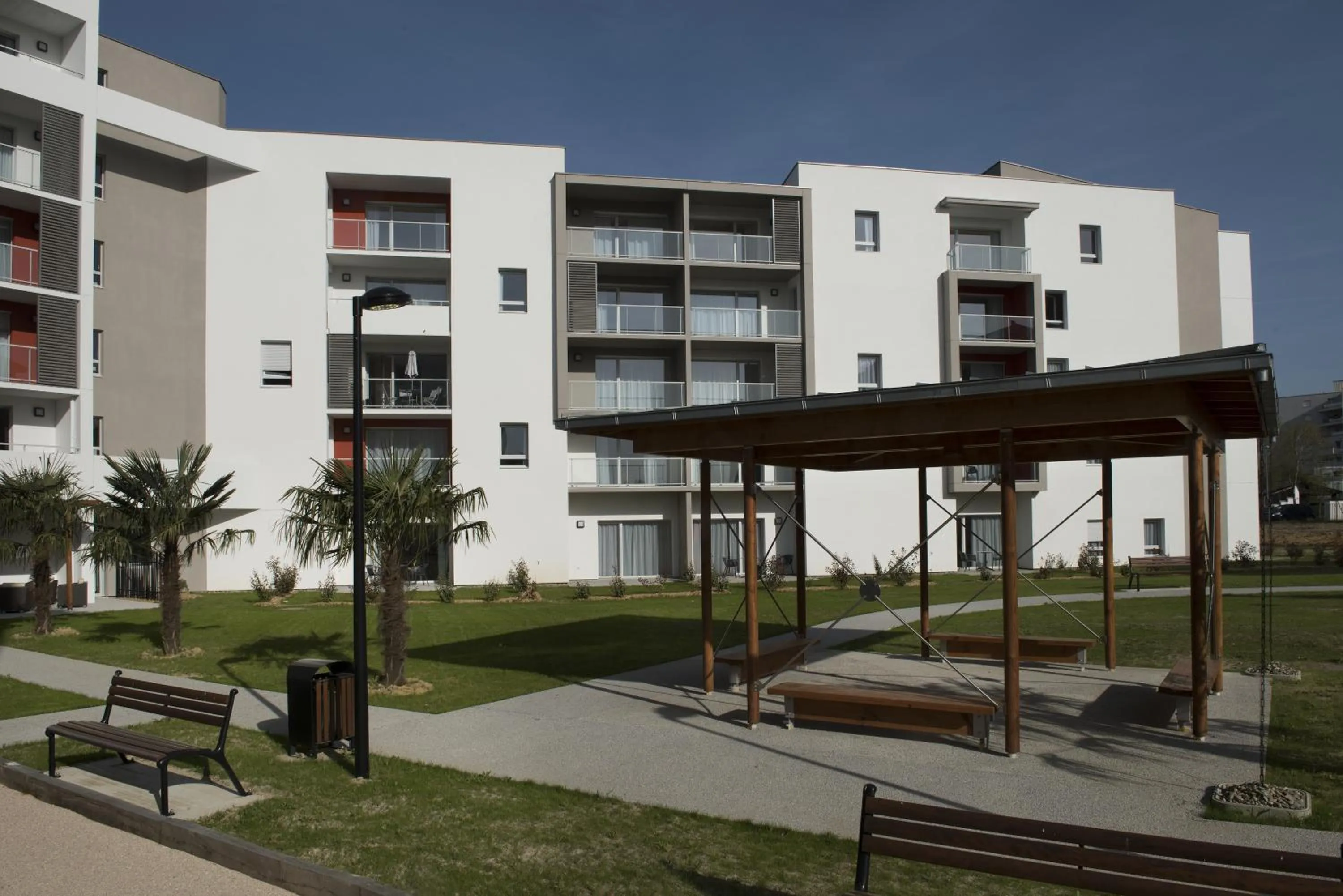 Garden in Domitys Le Palmier du Roi