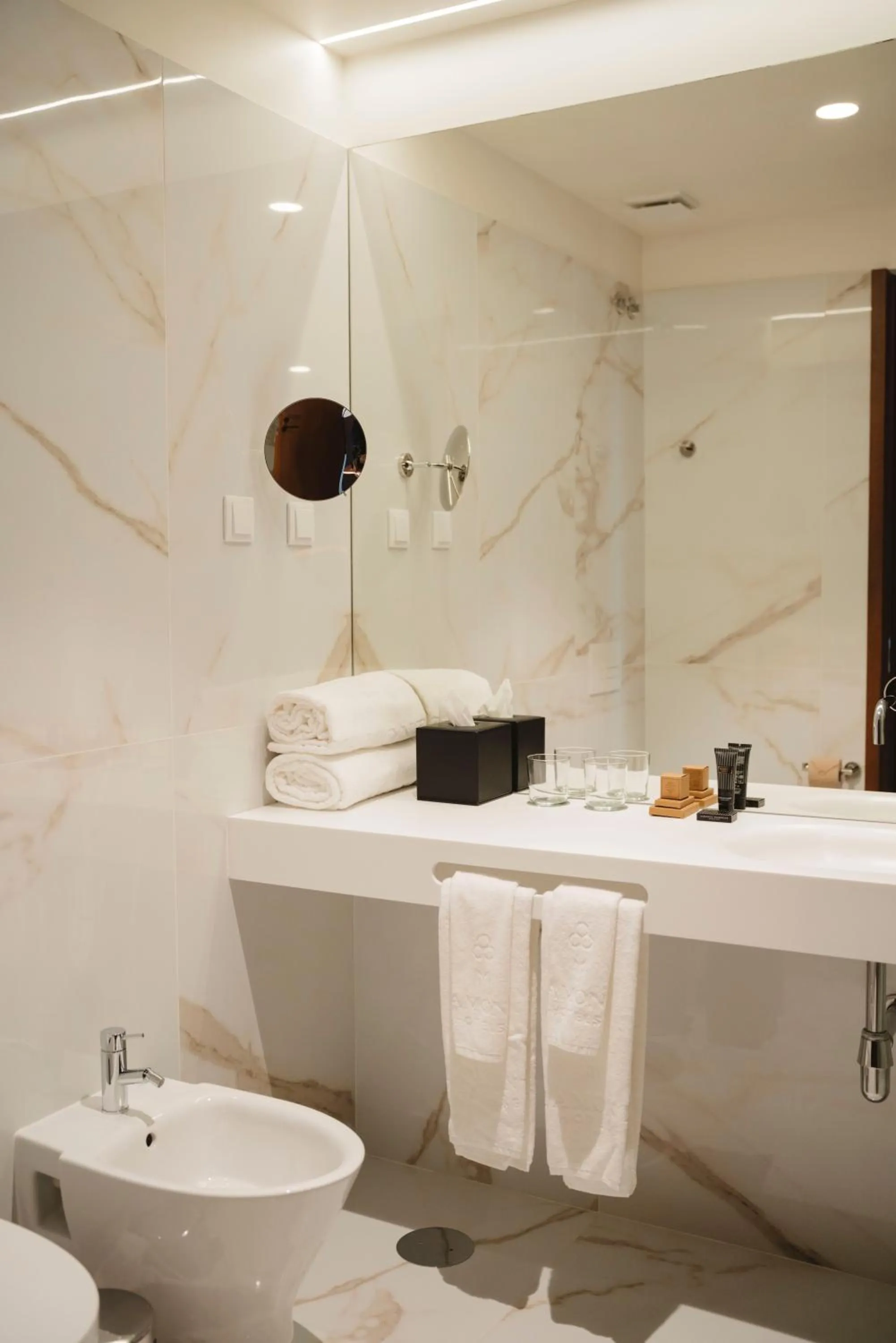 Toilet in The Vinea Collection Hotel by Piamonte Hotels