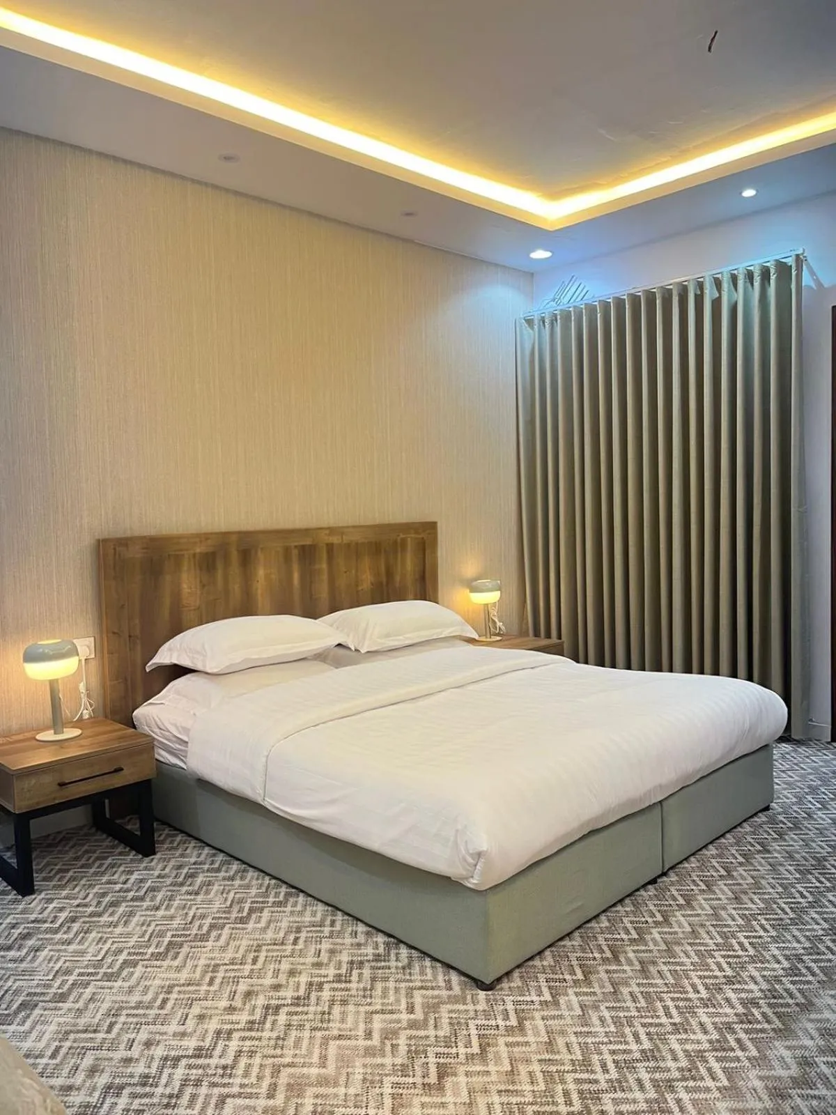 Two-Bedroom Standard Apartment in Al-Jamwaut B