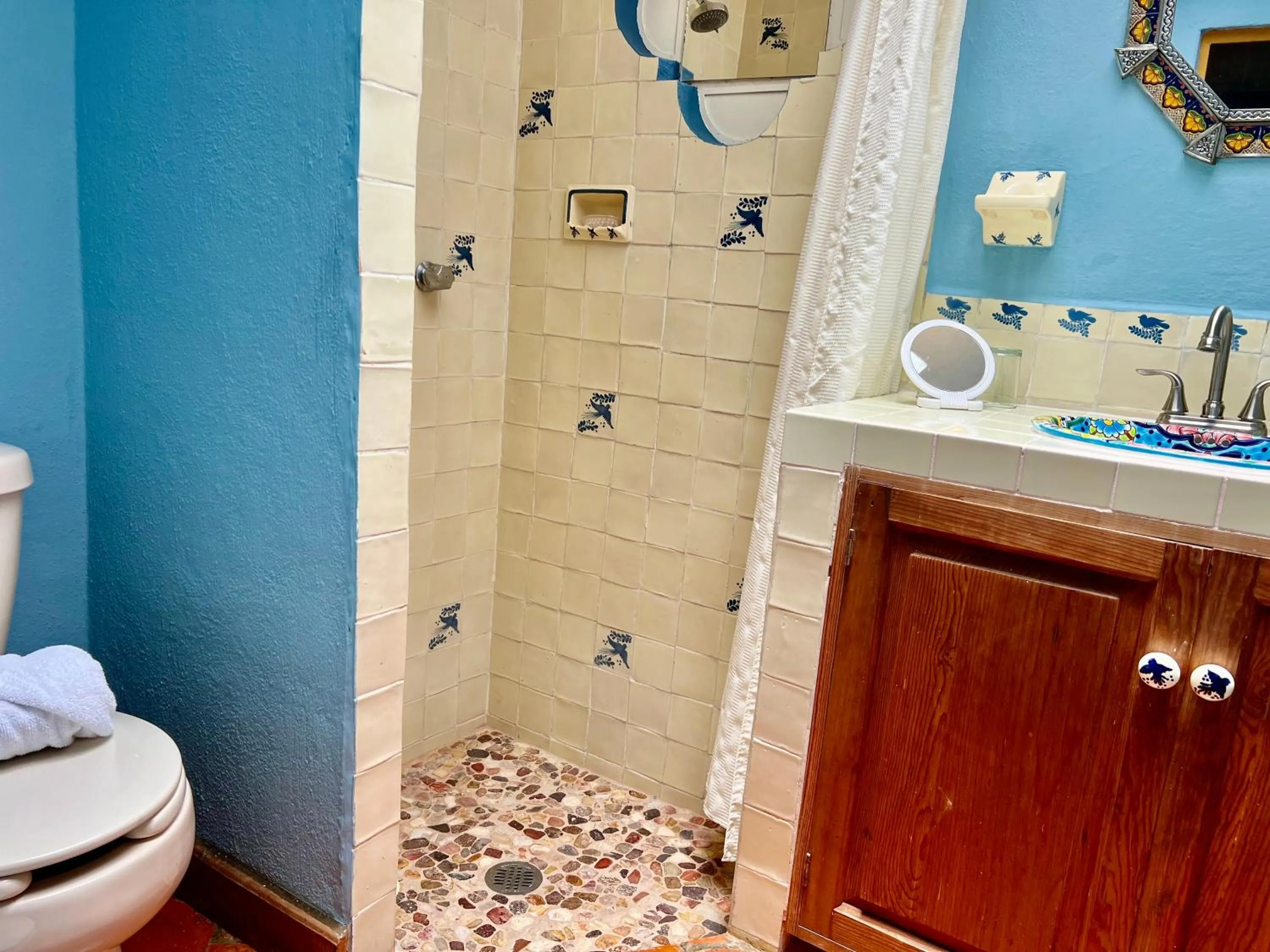 Shower, Bathroom in Casa Contenta