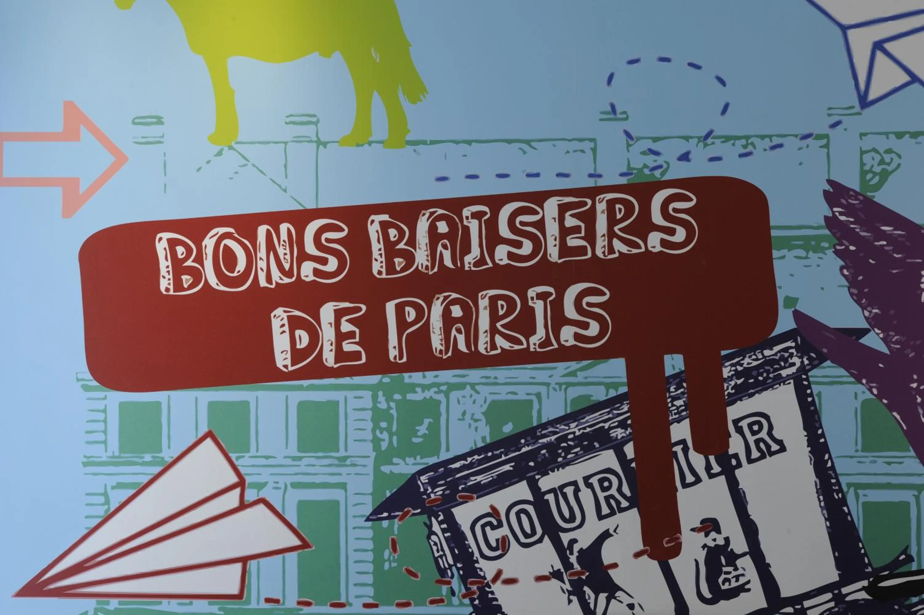 Property building in The 3 Ducks Eiffel Tower by Hiphophostels