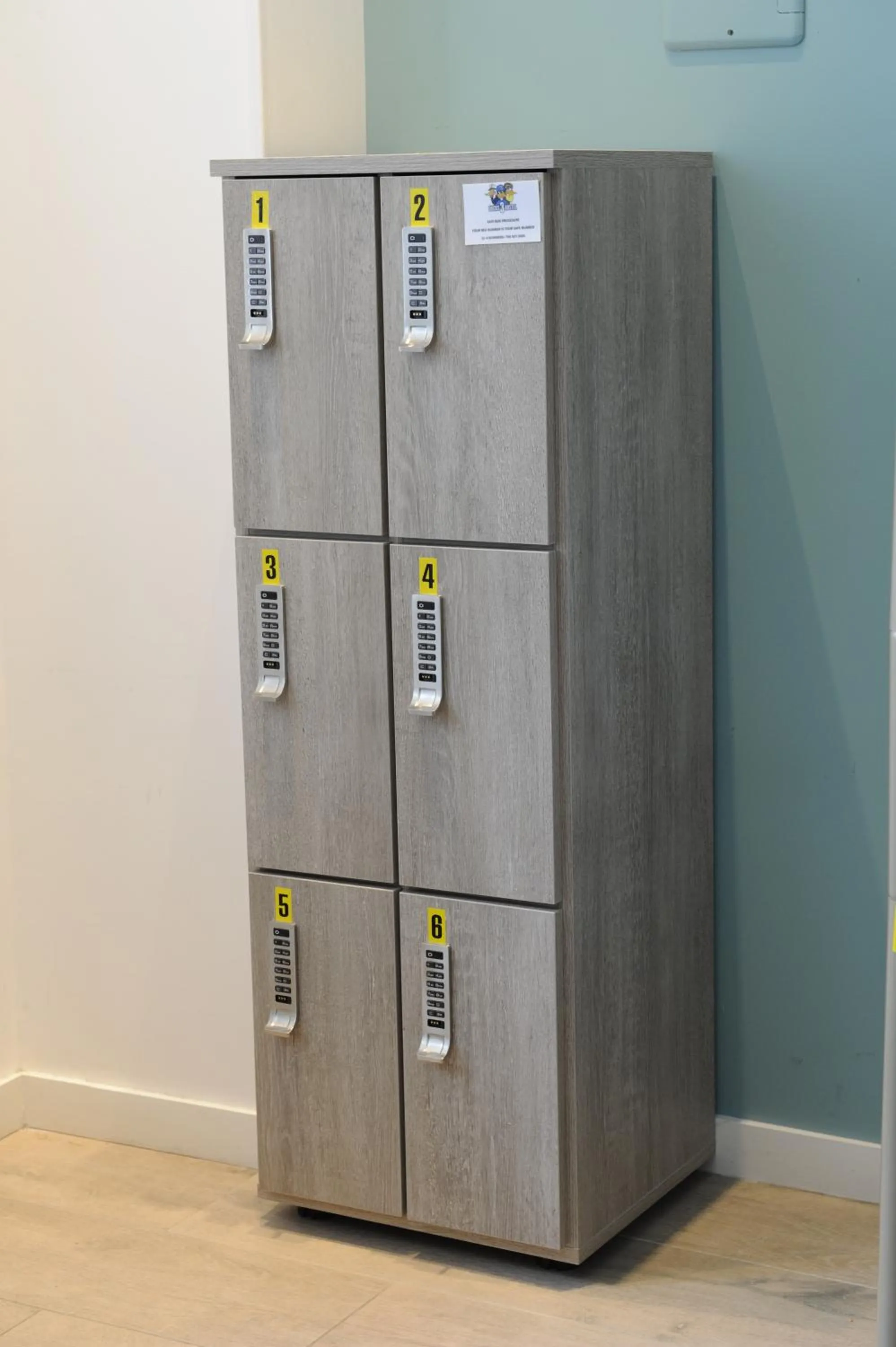 Other in The 3 Ducks Eiffel Tower by Hiphophostels