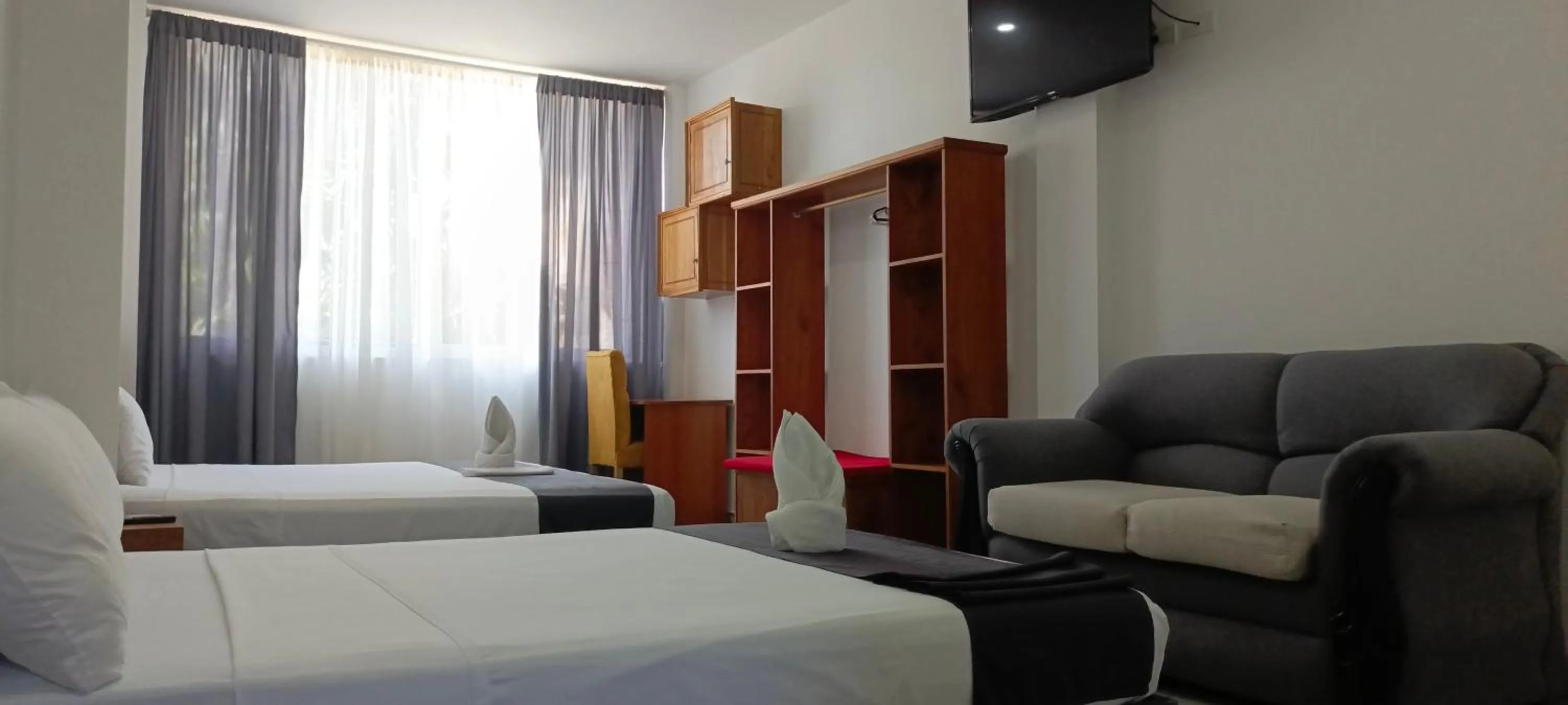 Bed in Patty House Galapagos