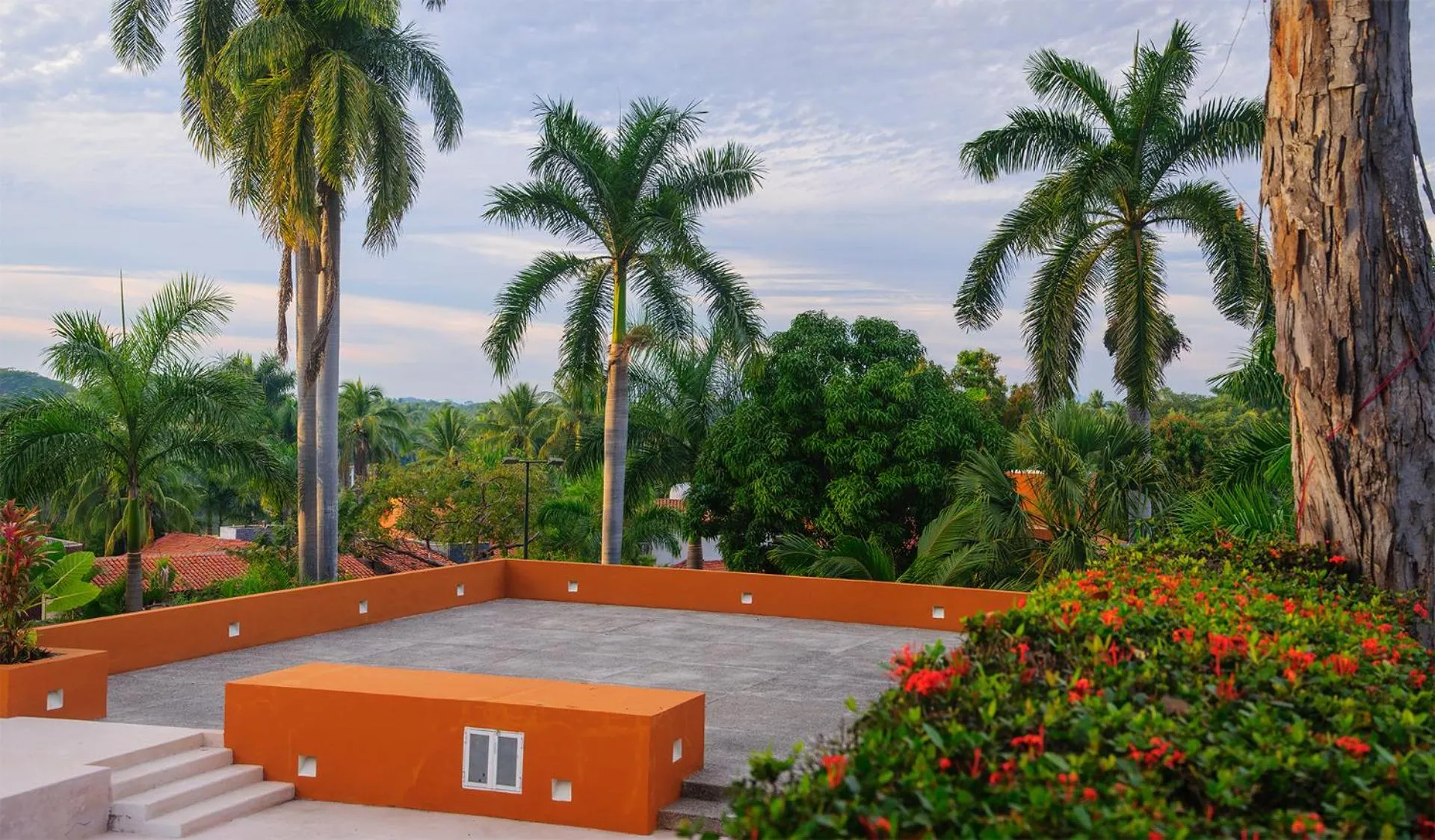 Patio in Hotel Ixzi Plus