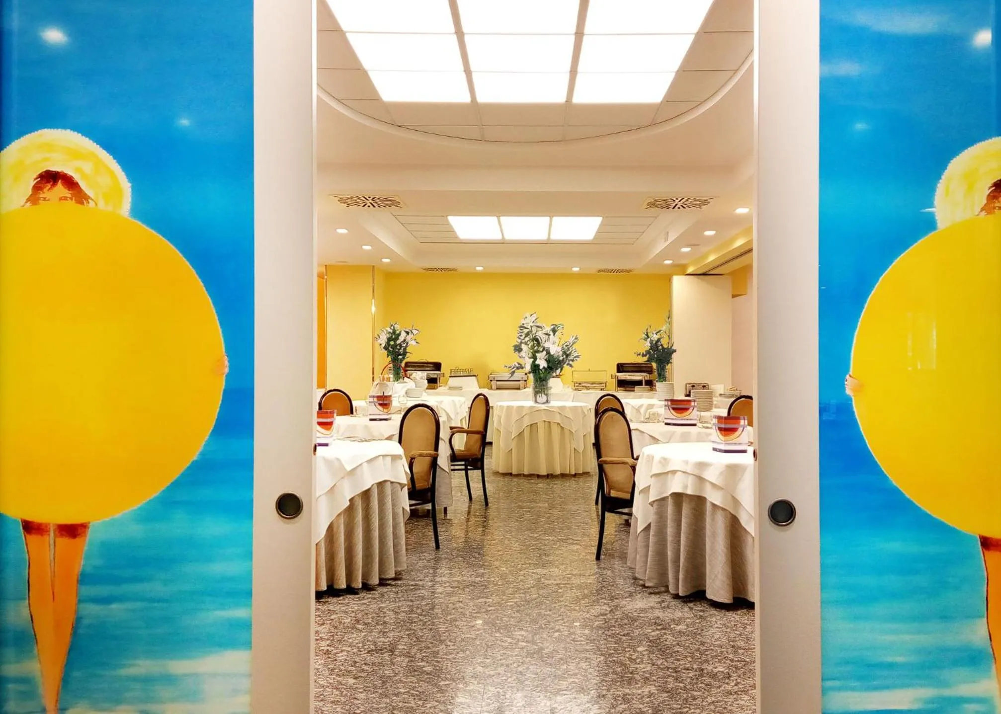 Dining area in Hotel Vittoria