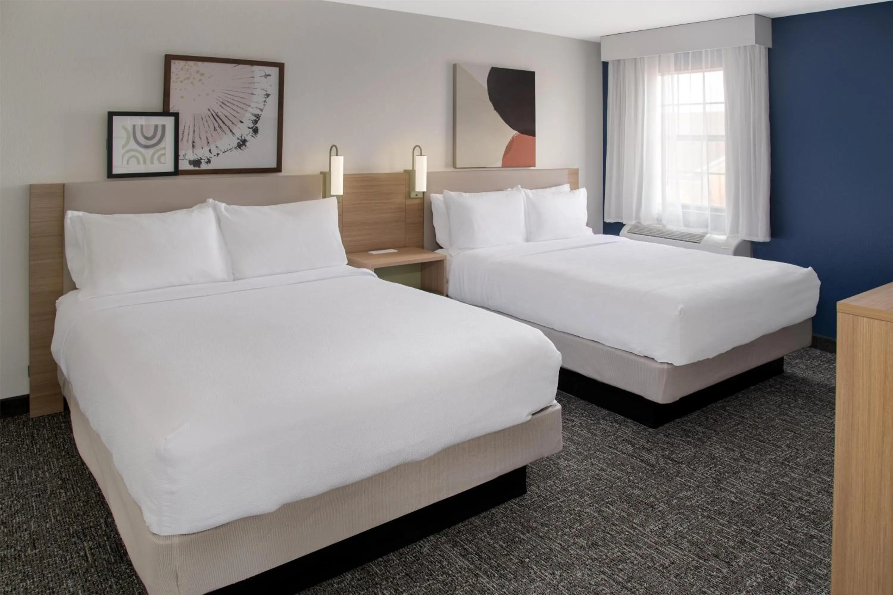 Bed in Spark by Hilton St Robert Fort Leonard Wood