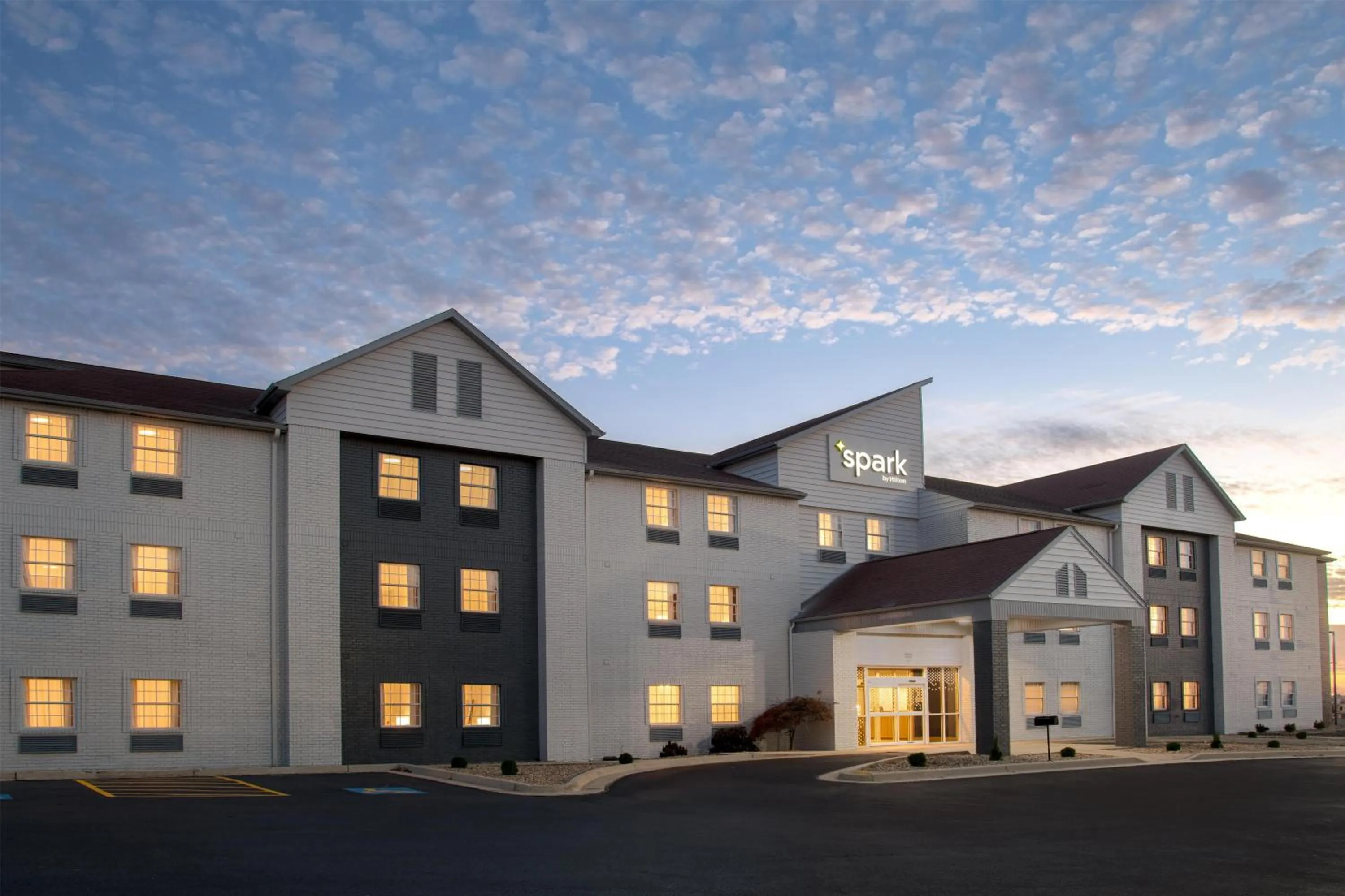 Spark by Hilton St Robert Fort Leonard Wood