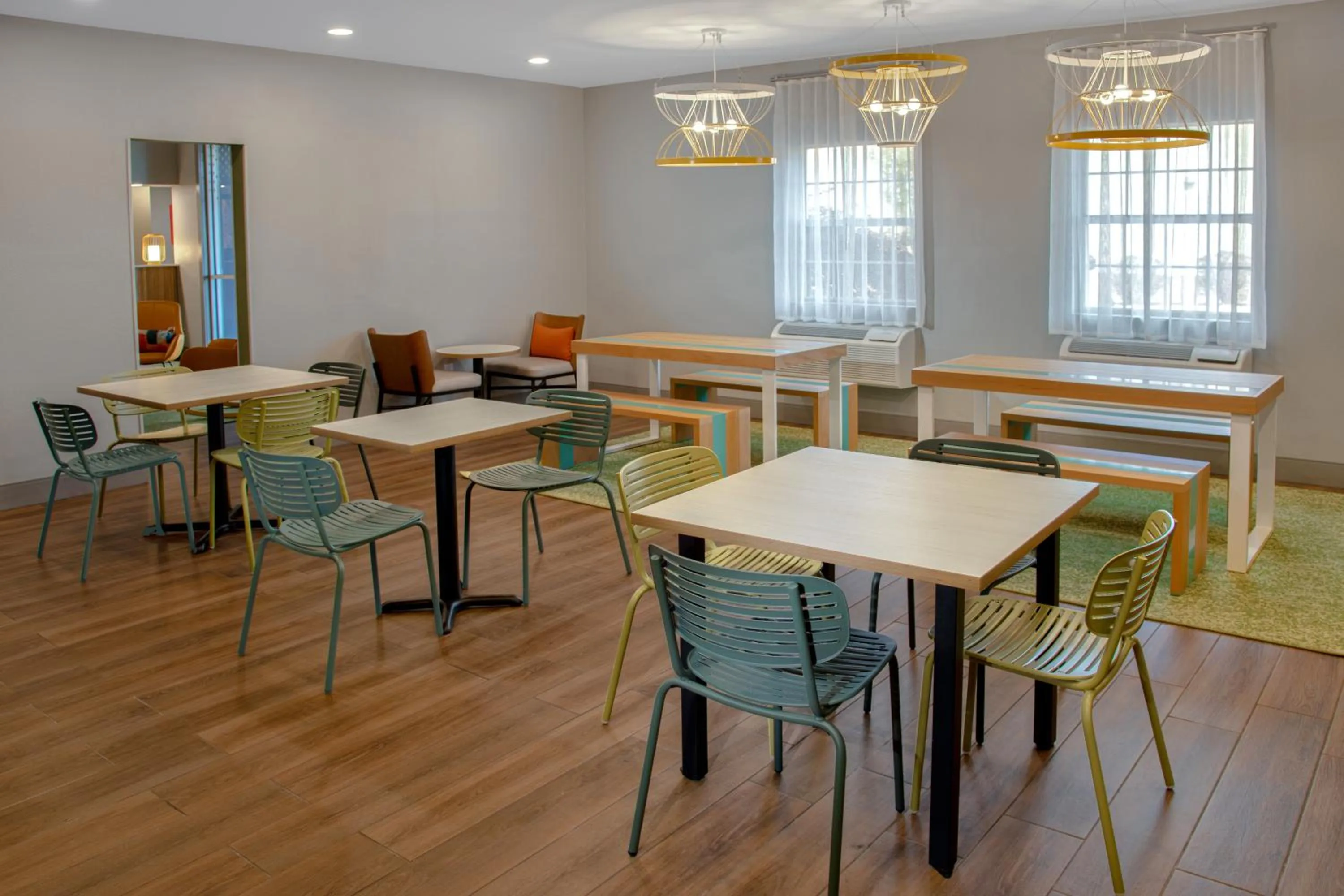 Breakfast in Spark by Hilton St Robert Fort Leonard Wood