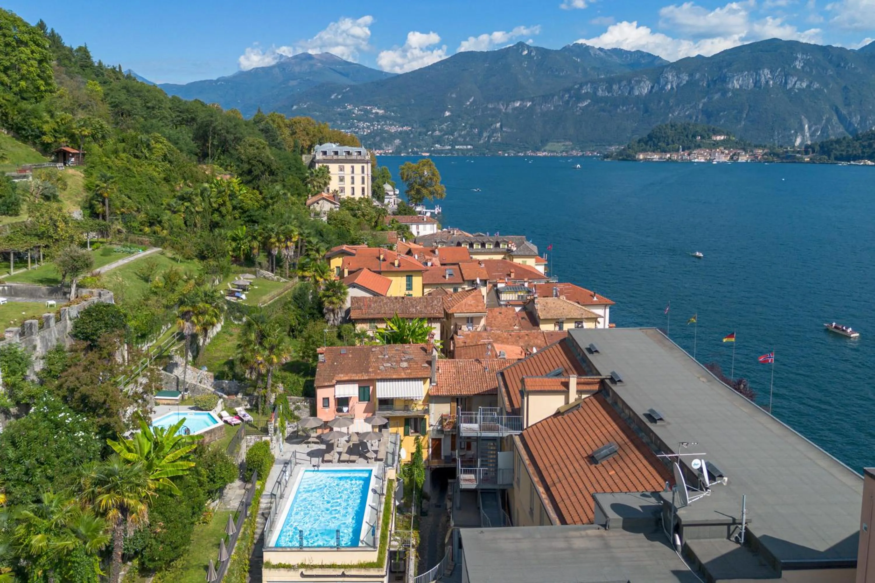 Lake view in Hotel Bazzoni