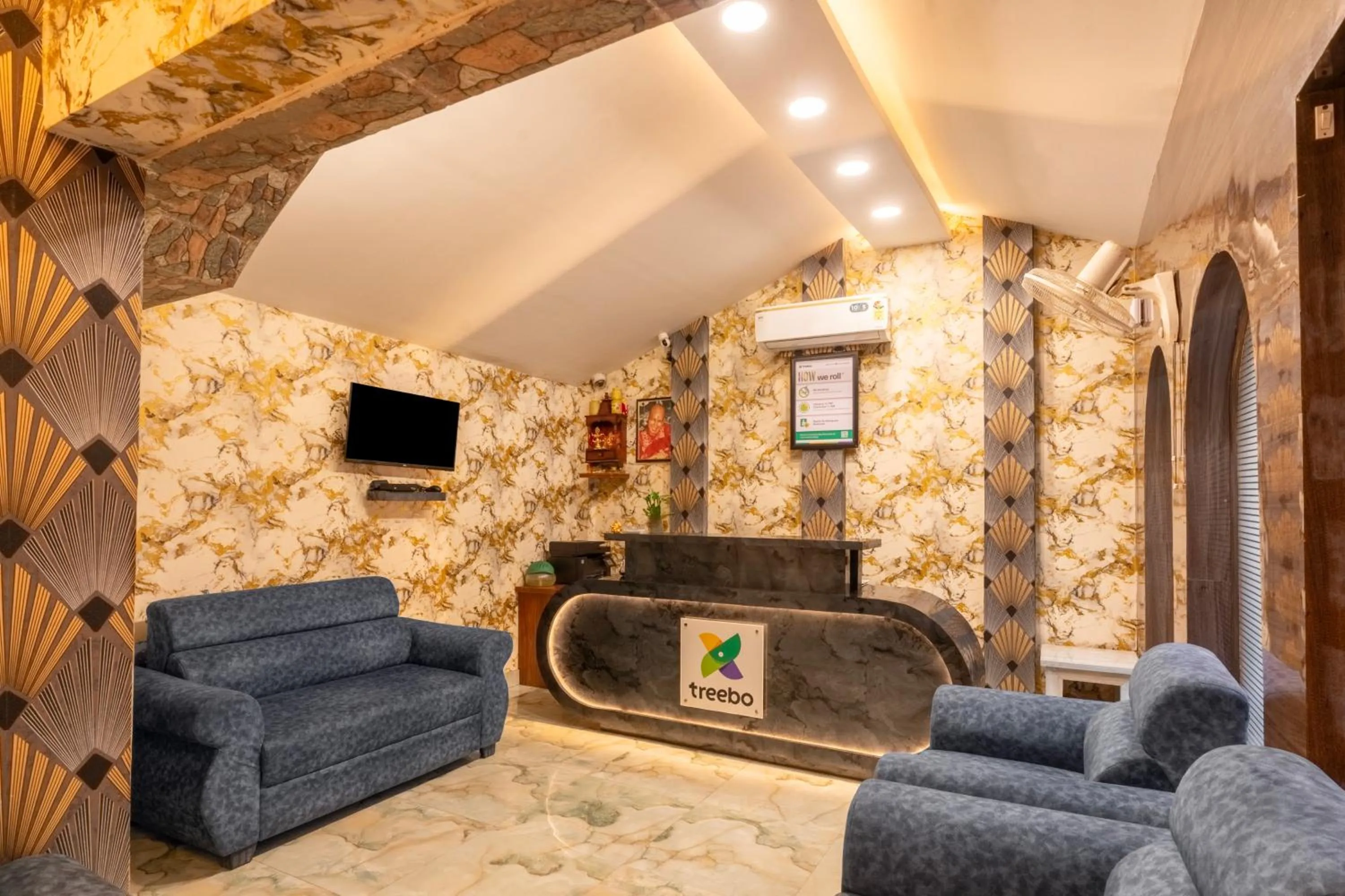 Lobby or reception in Treebo Una Regency - Near AIIMS Patna