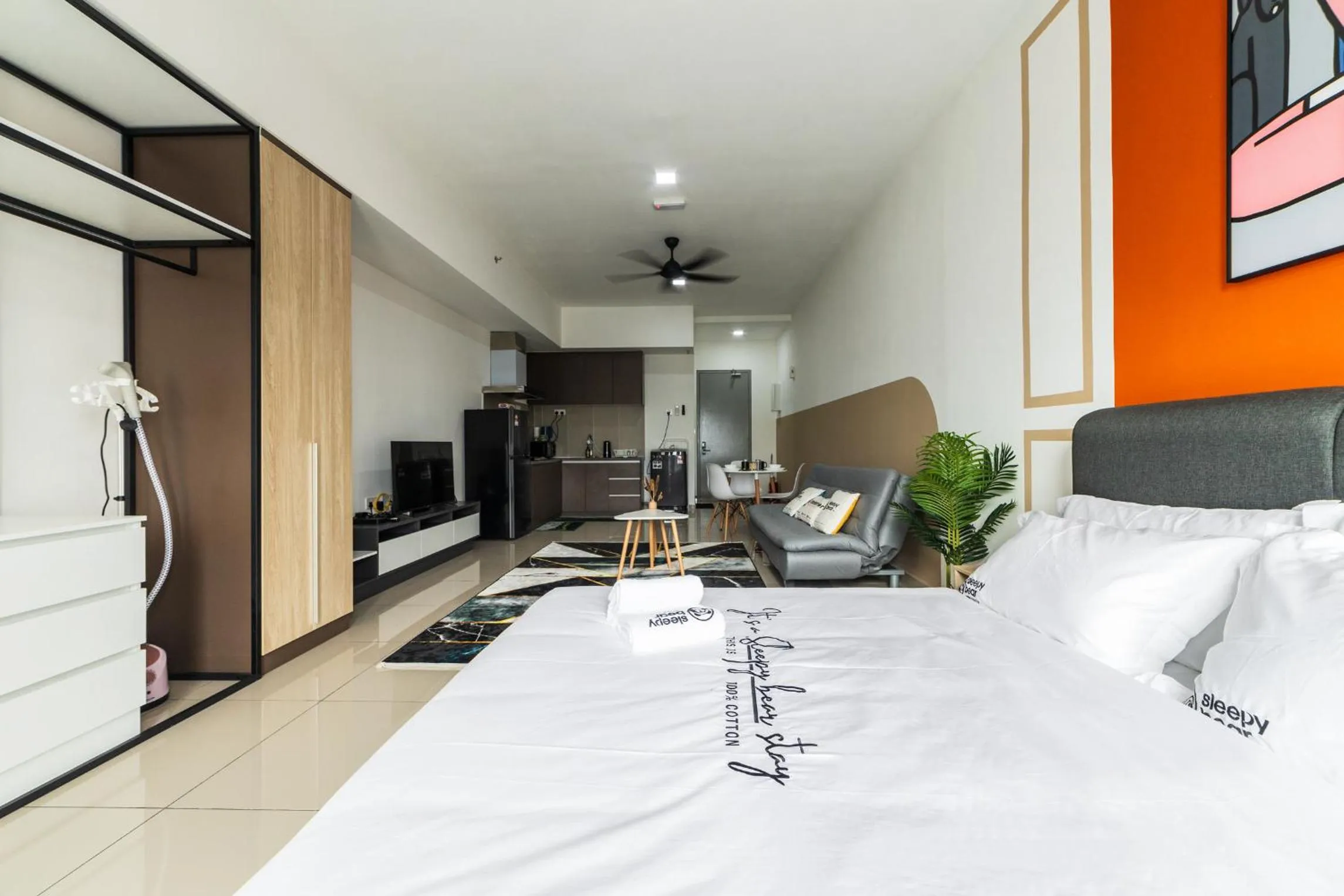 Bed in Alinea Suites Shah Alam by Sleepy Bear