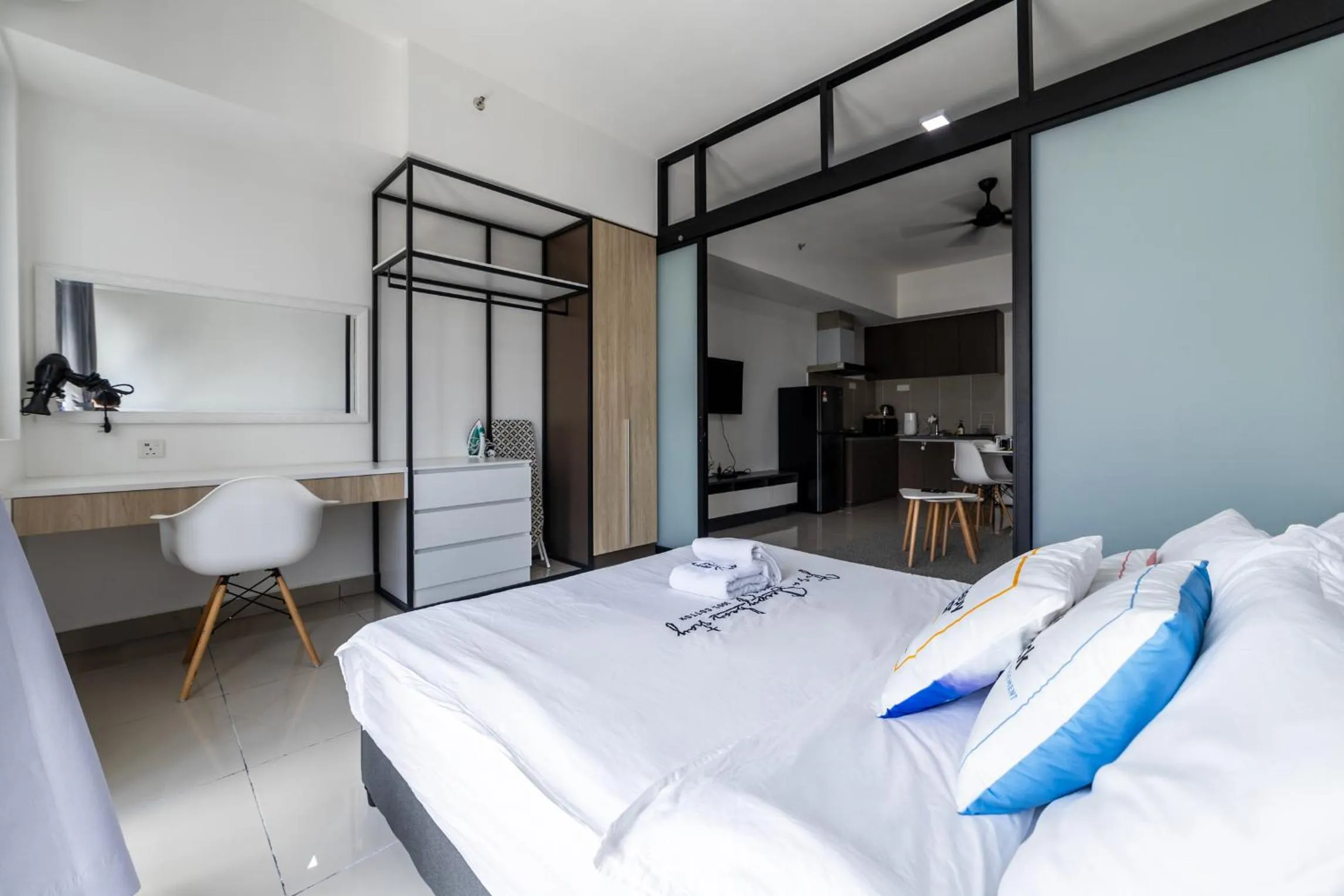 Bed in Alinea Suites Shah Alam by Sleepy Bear