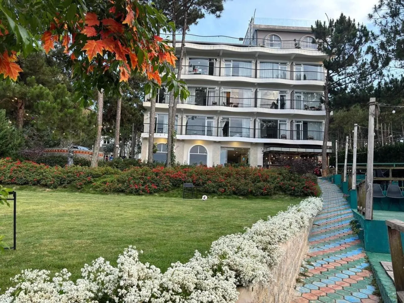 Property building in Romeo & Juliet Dalat