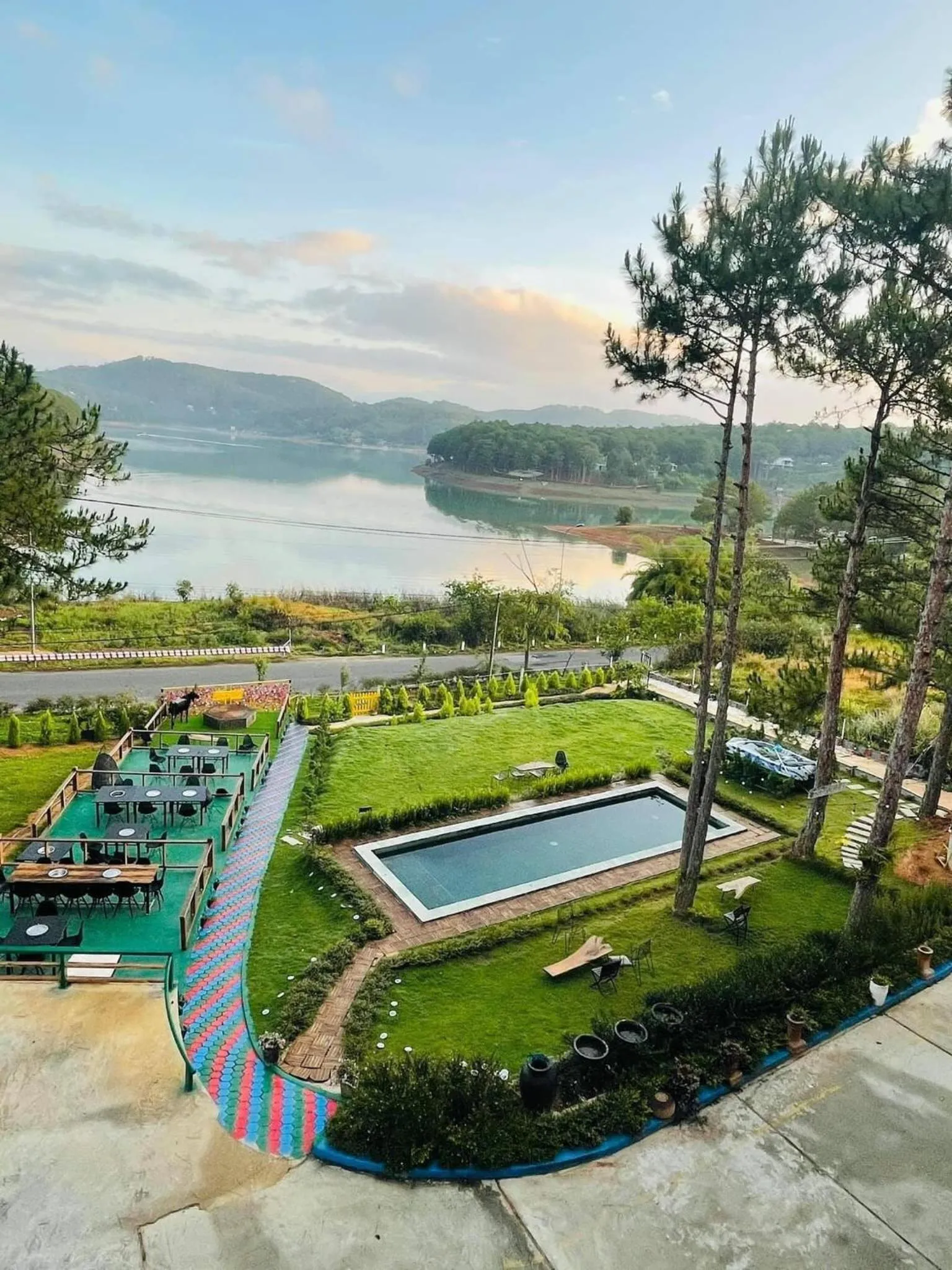 Nearby landmark in Romeo & Juliet Dalat