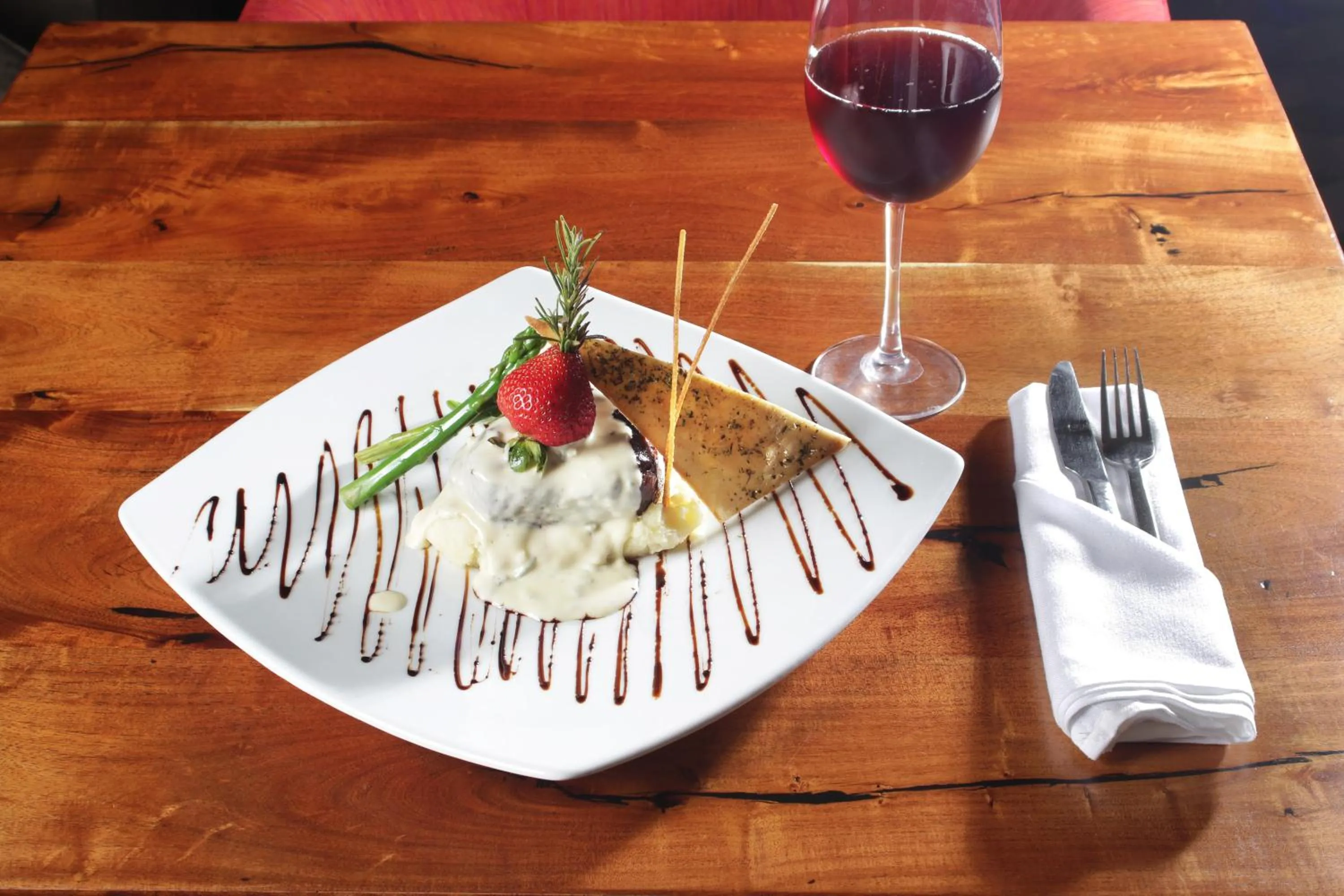 Restaurant/places to eat in Holiday Inn Hotel & Suites Hermosillo Aeropuerto by IHG