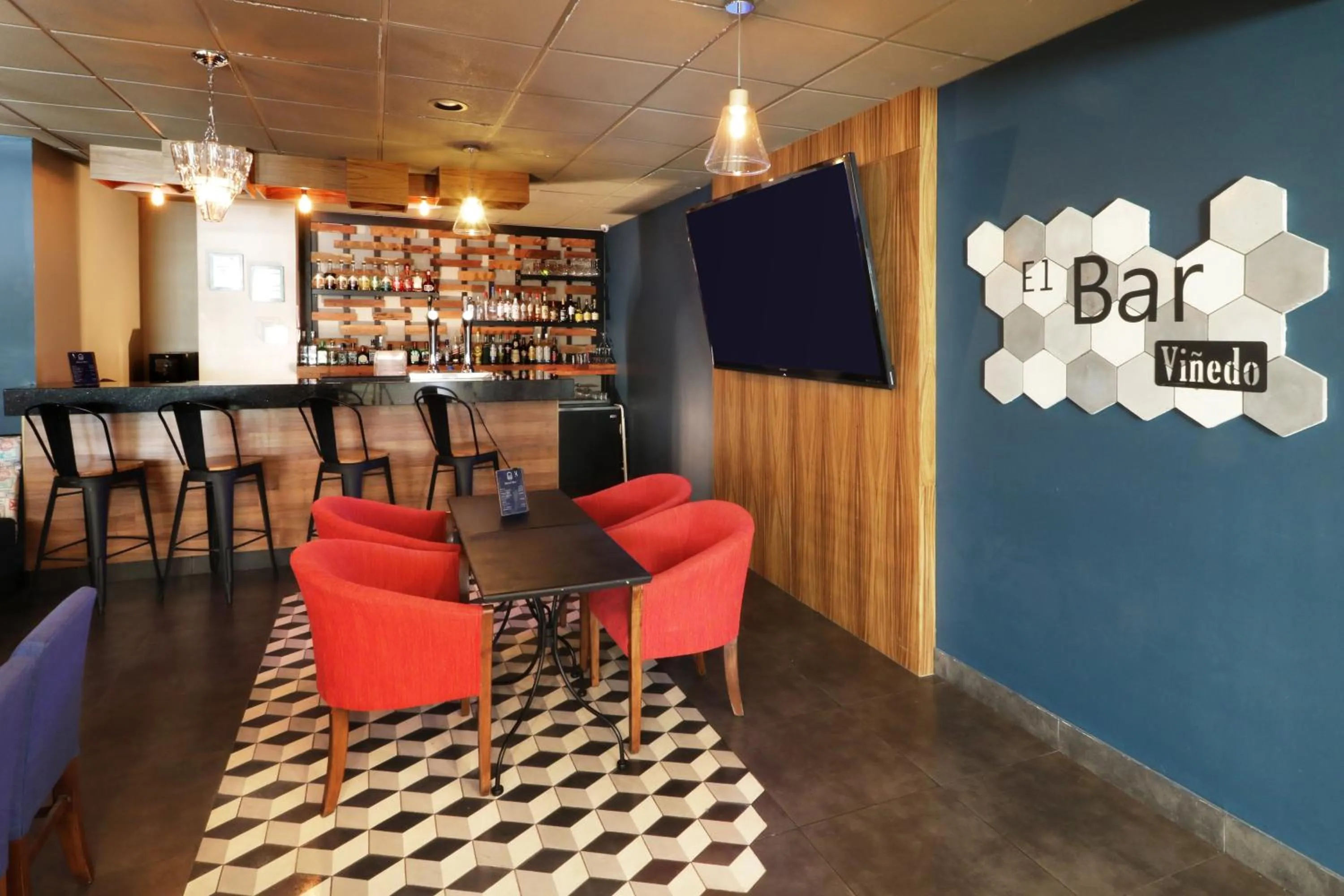 Lounge or bar in Holiday Inn Hotel & Suites Hermosillo Aeropuerto by IHG