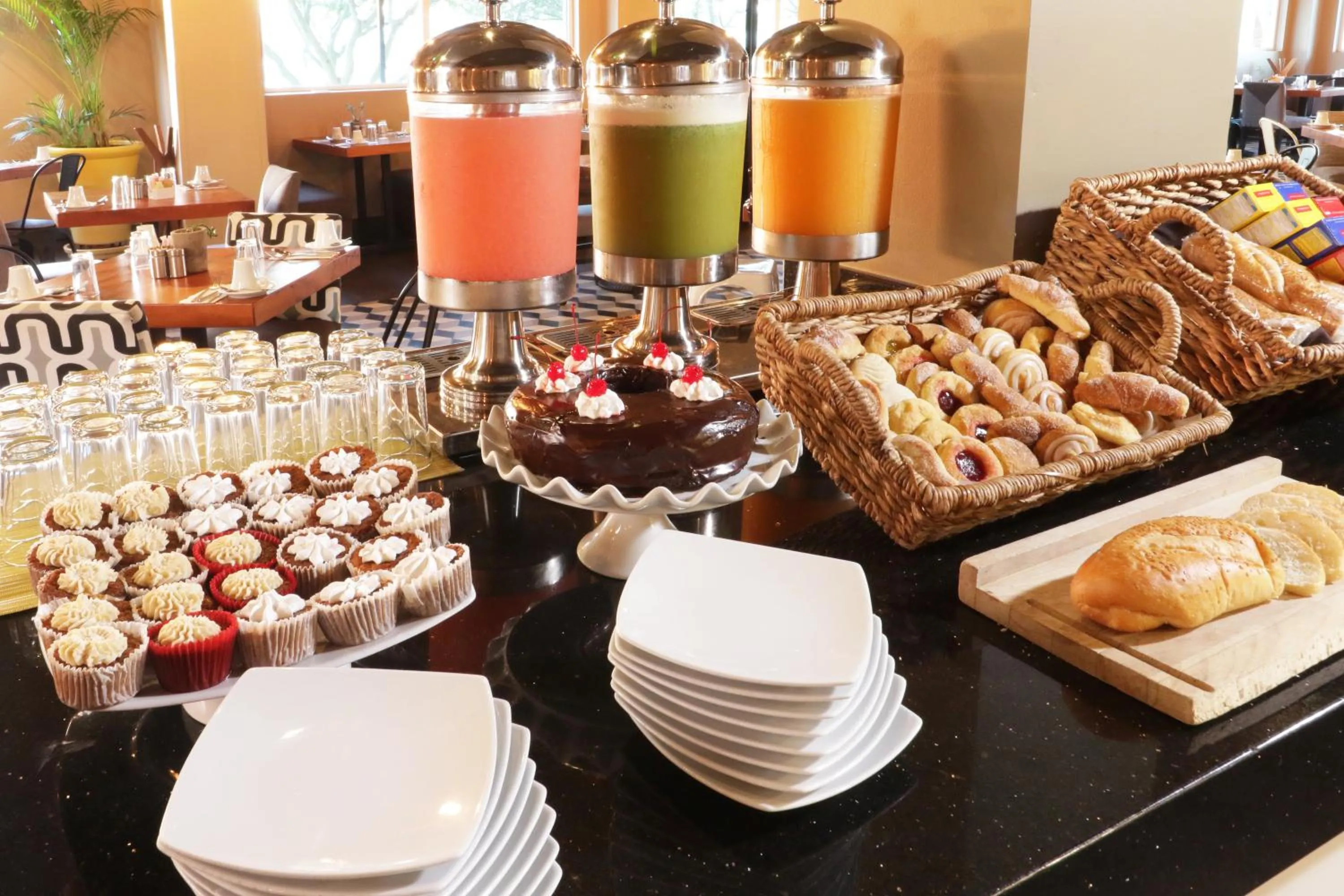 Breakfast in Holiday Inn Hotel & Suites Hermosillo Aeropuerto by IHG