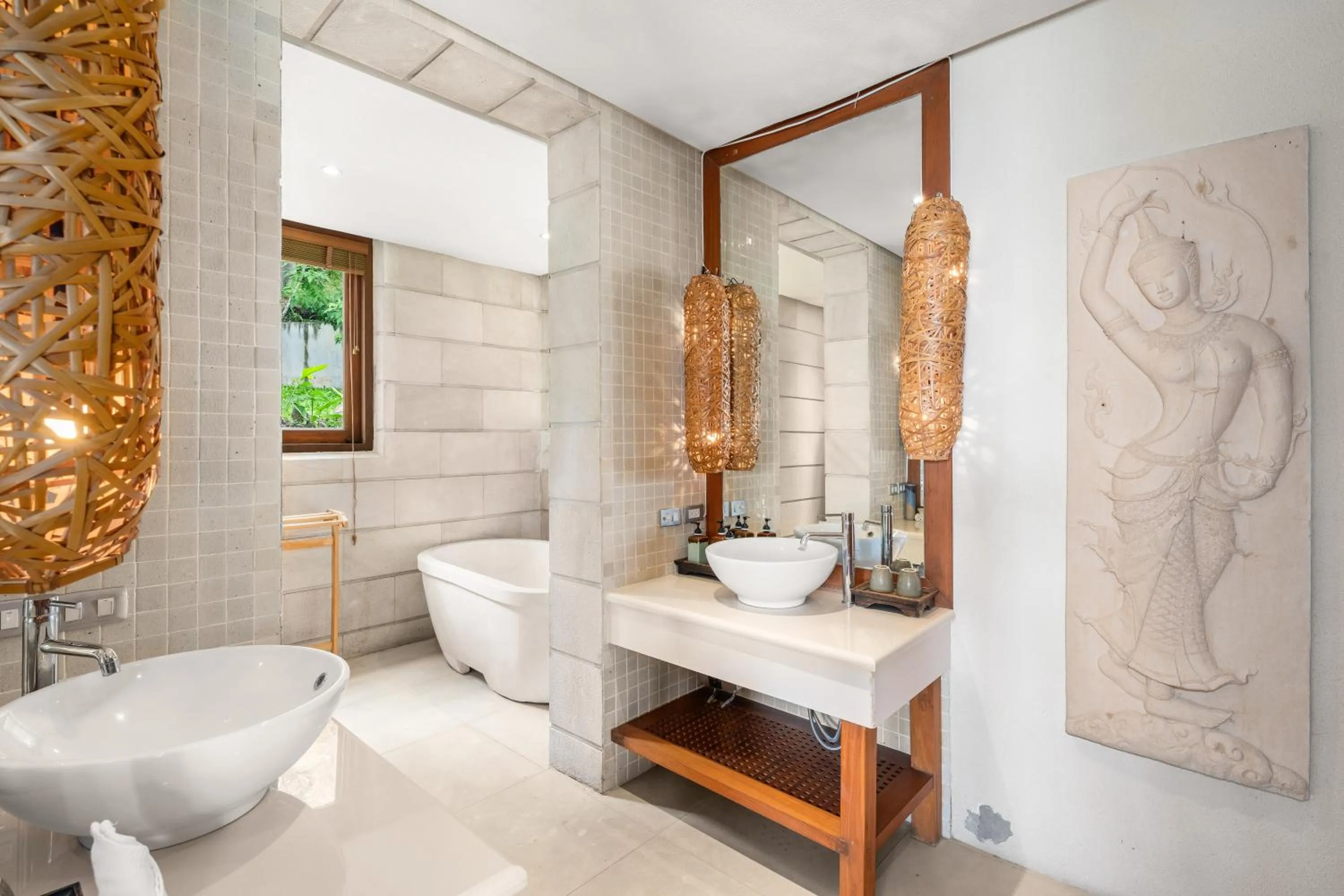 Toilet in Ban Reemo Luxury Villa