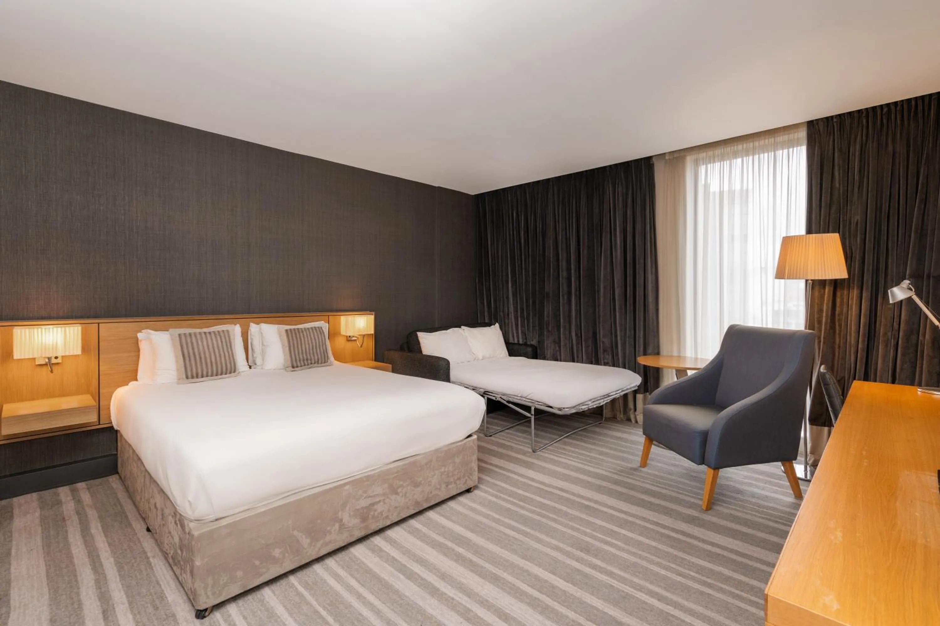 Bedroom, Bed in Crowne Plaza Newcastle - Stephenson Quarter by IHG