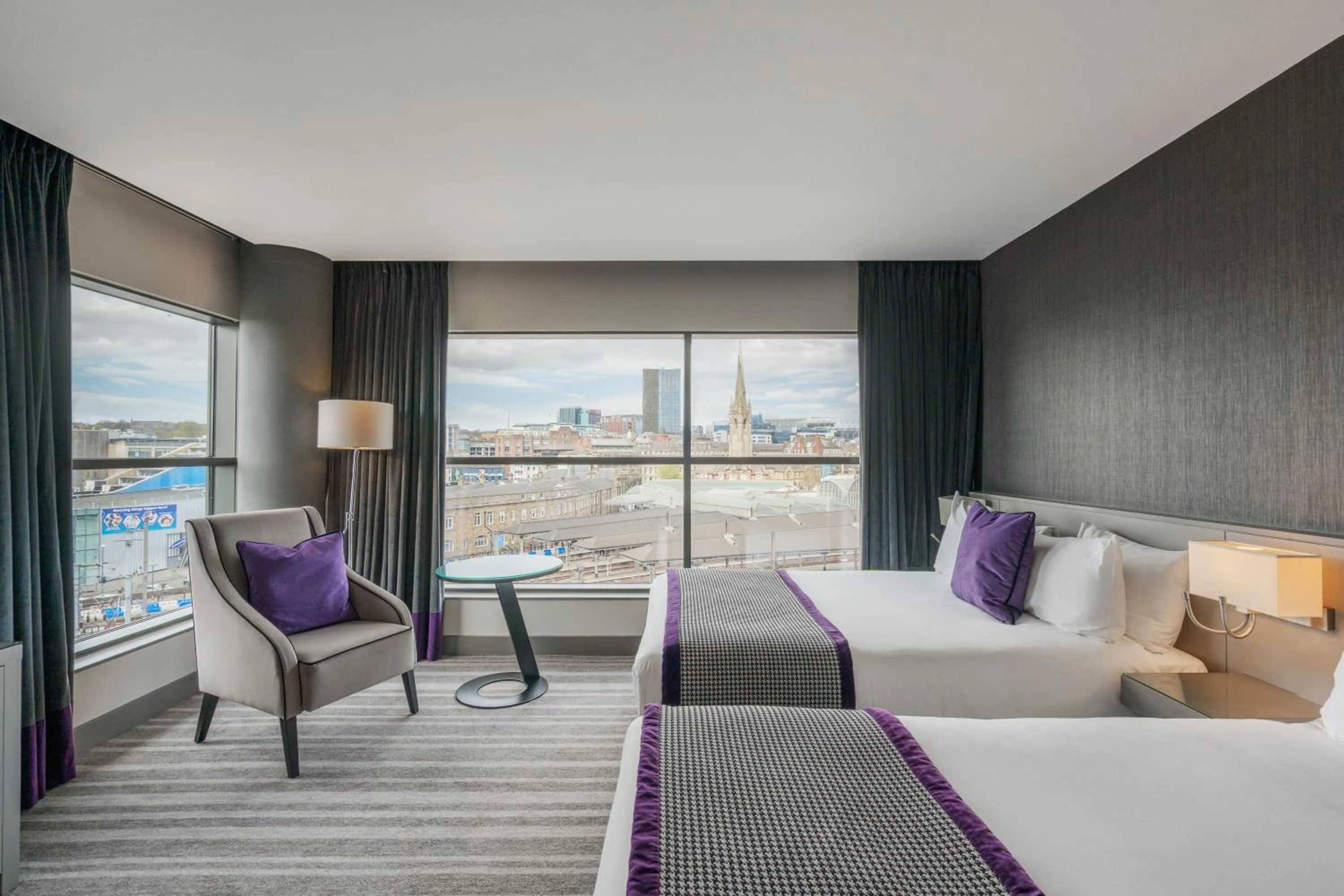 Family, Bed in Crowne Plaza Newcastle - Stephenson Quarter by IHG