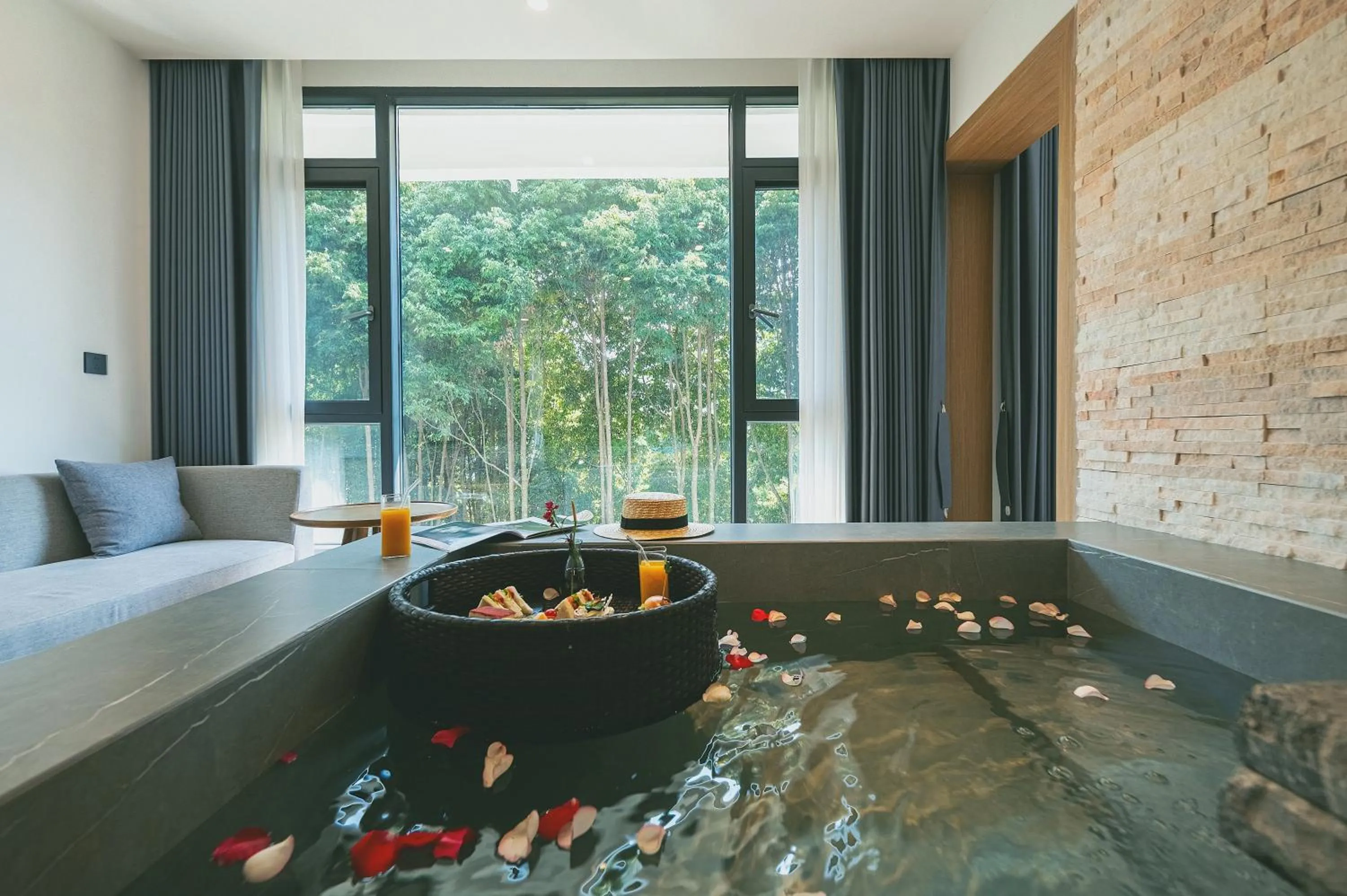 Natural landscape in Z HOTEL- Qingchengshan