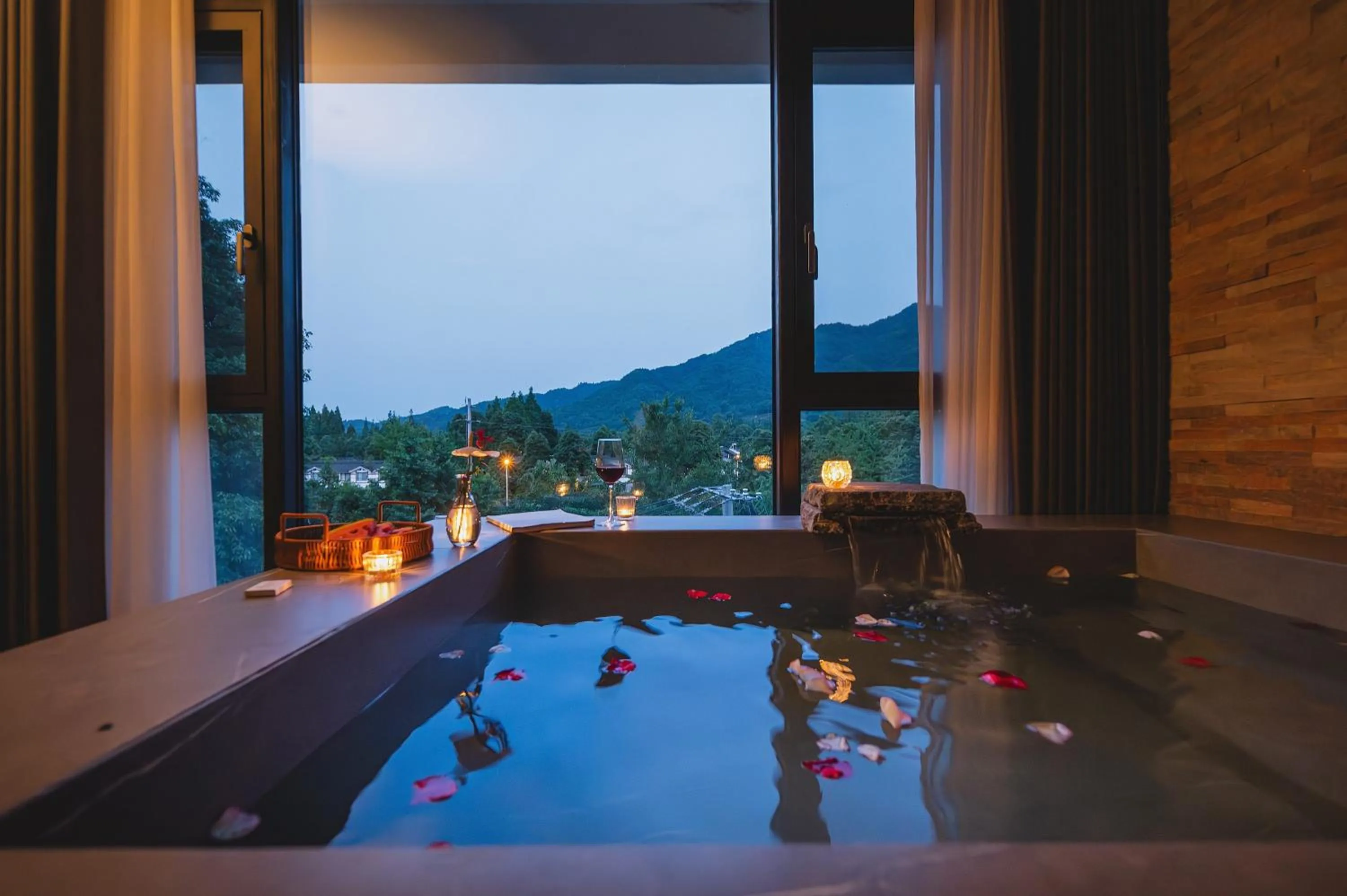 Natural landscape in Z HOTEL- Qingchengshan