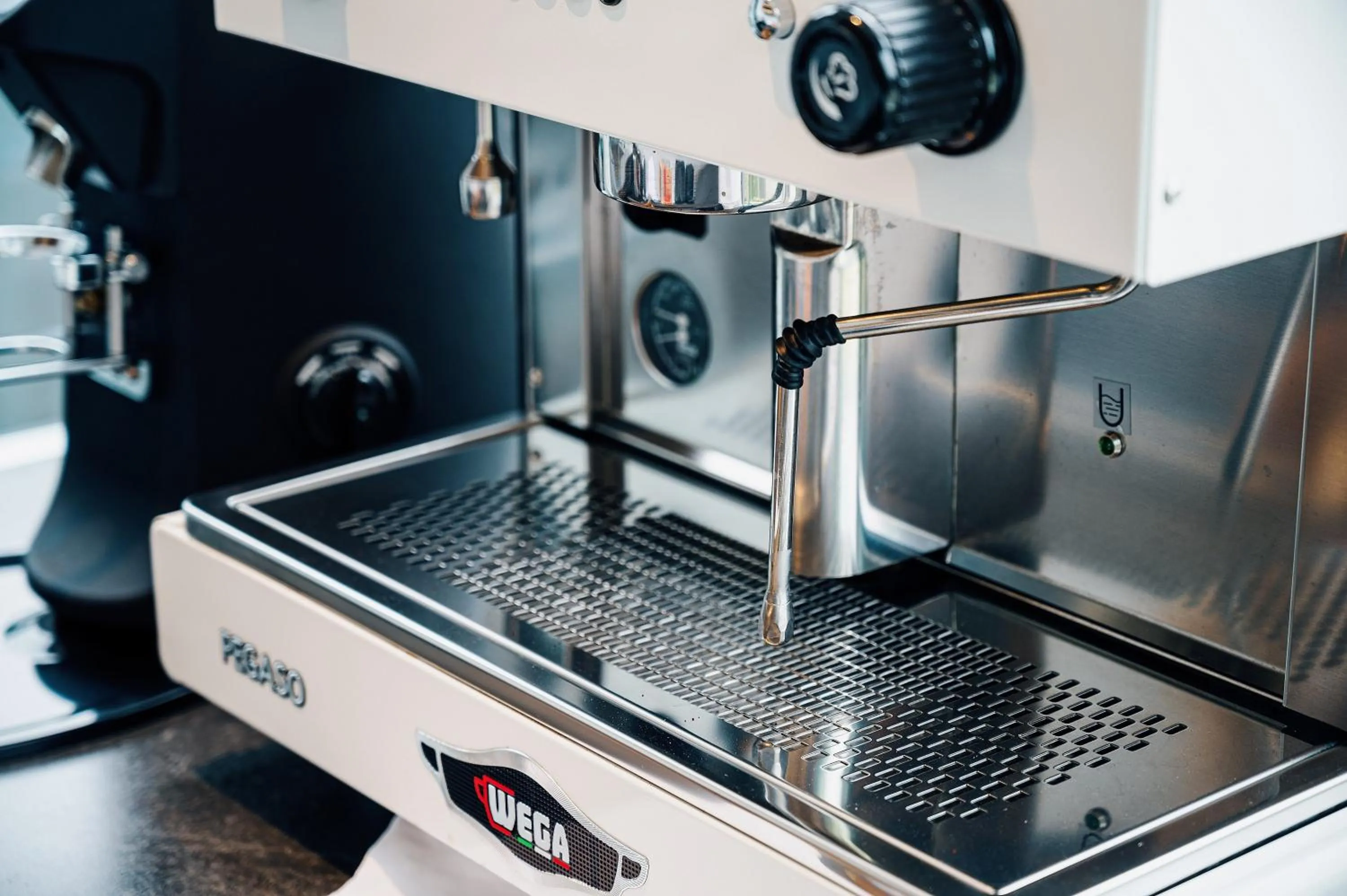 Coffee/tea facilities in Z HOTEL- Qingchengshan